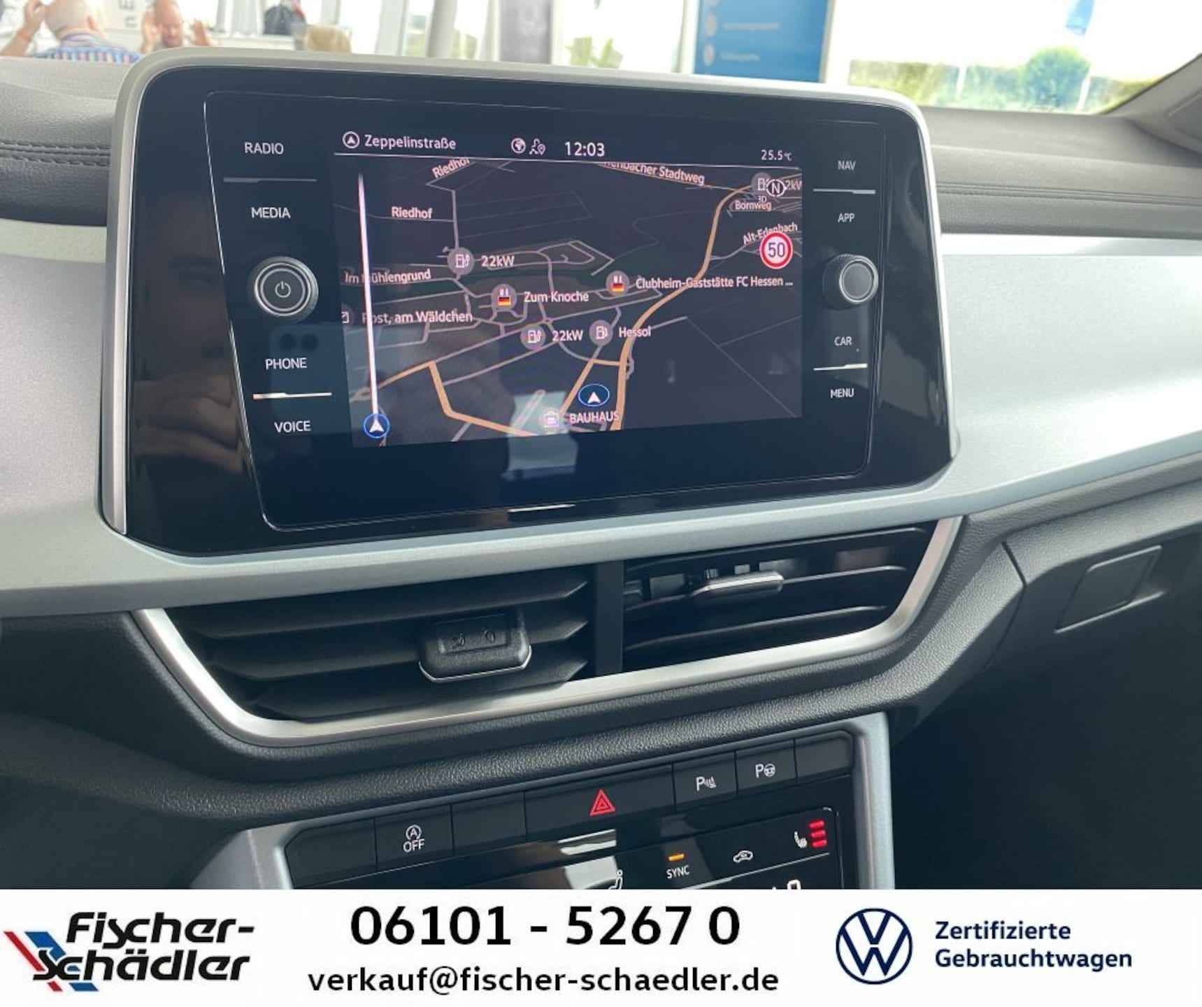 Volkswagen T-Roc Life