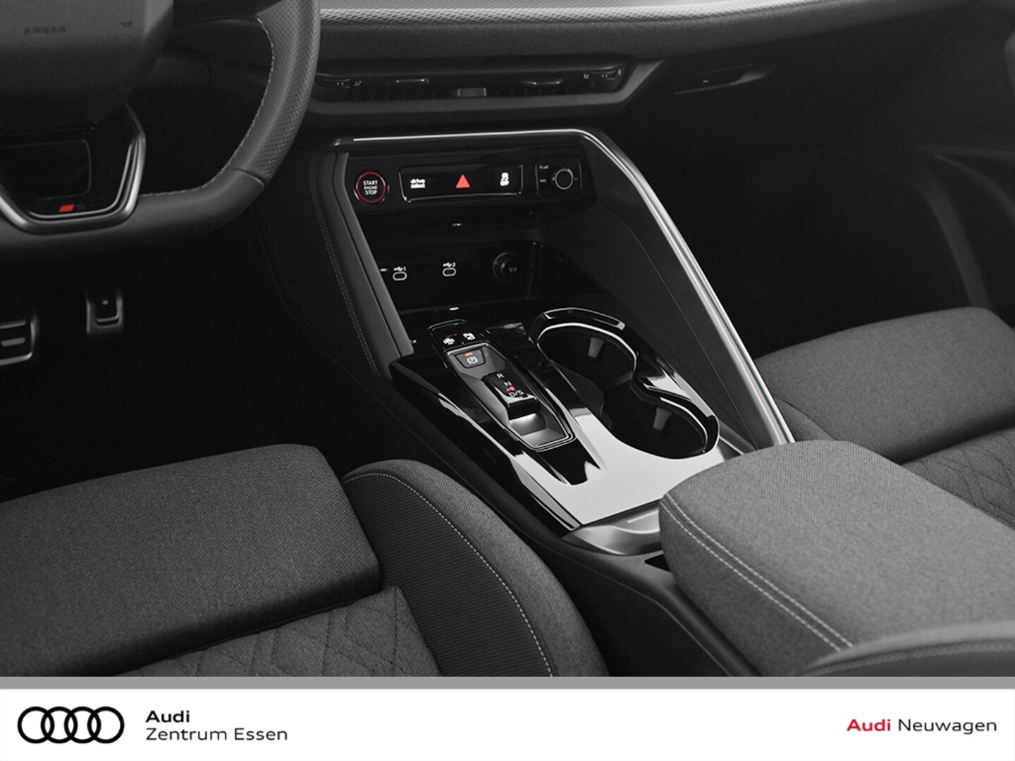 Bild über Audi Q5 SUV TDI quattro 150 kW S tronic - für weitere Informationen kontaktieren Sie den Audi Partner