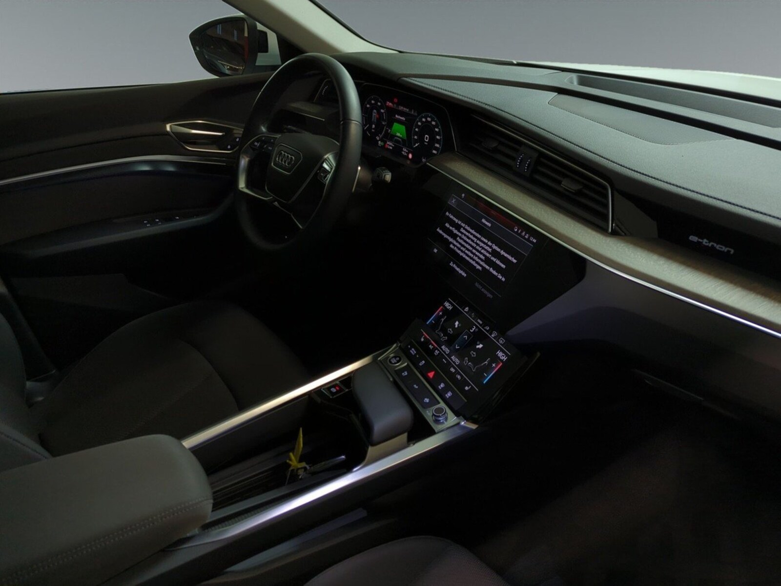 Audi Q8 e-tron – Bild 9