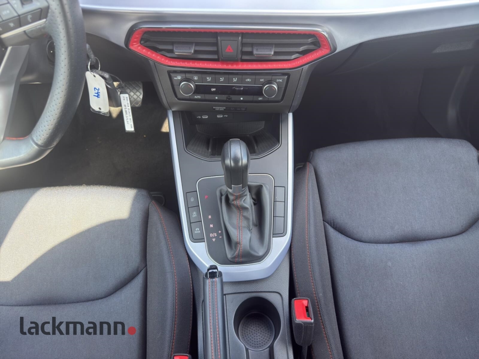 SEAT Arona – Bild 11