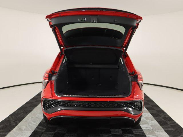 2026 Audi Q3 Base - Photo 24