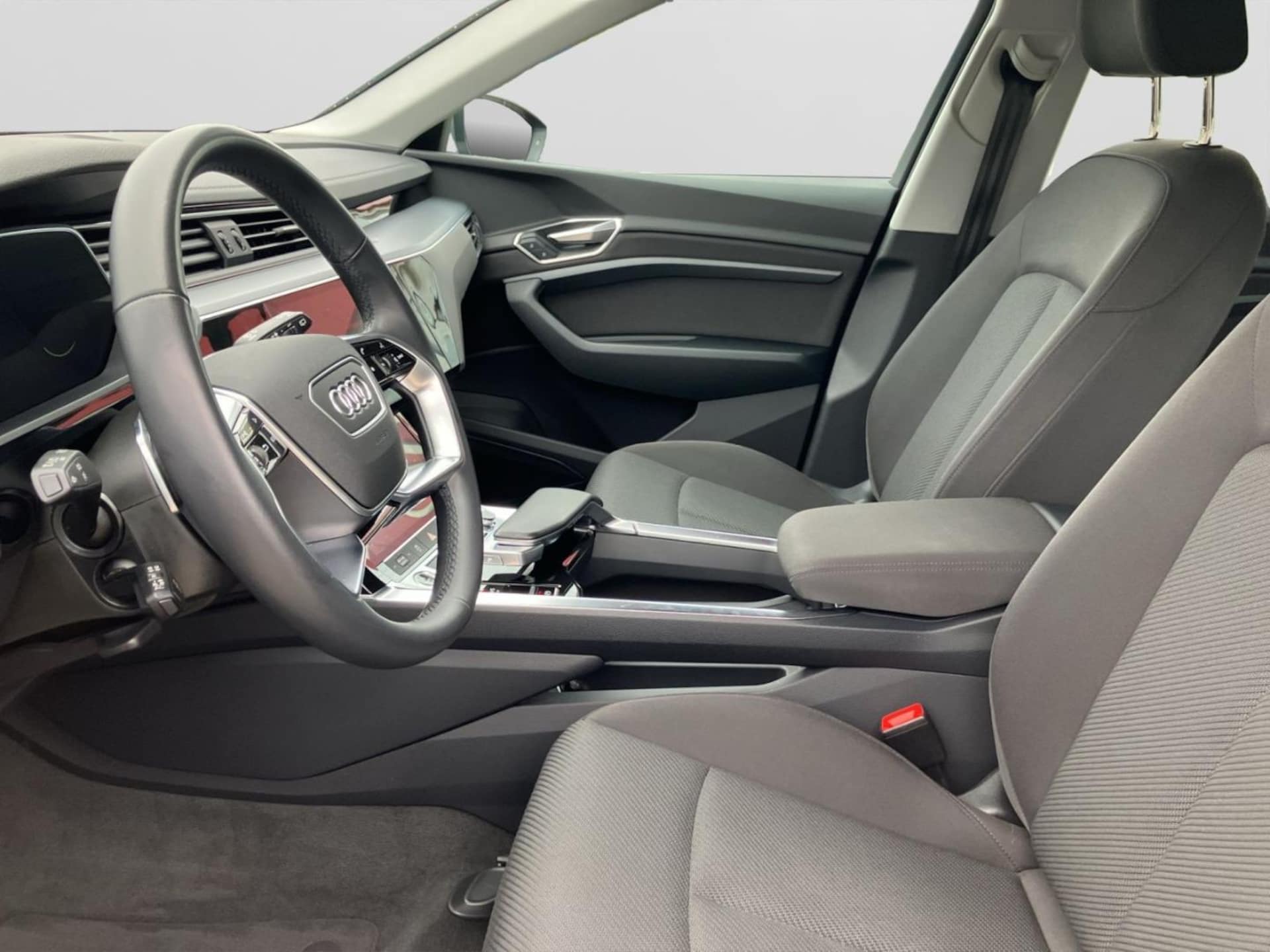 Audi e-tron advanced