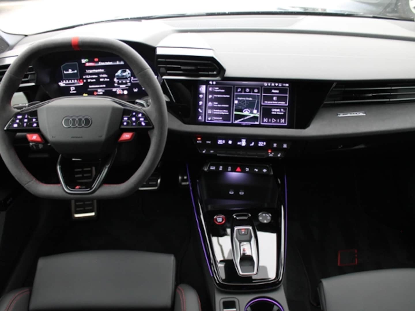 Bild über Audi RS 3 Sportback TFSI quattro S tronic - für weitere Informationen kontaktieren Sie den Audi Partner