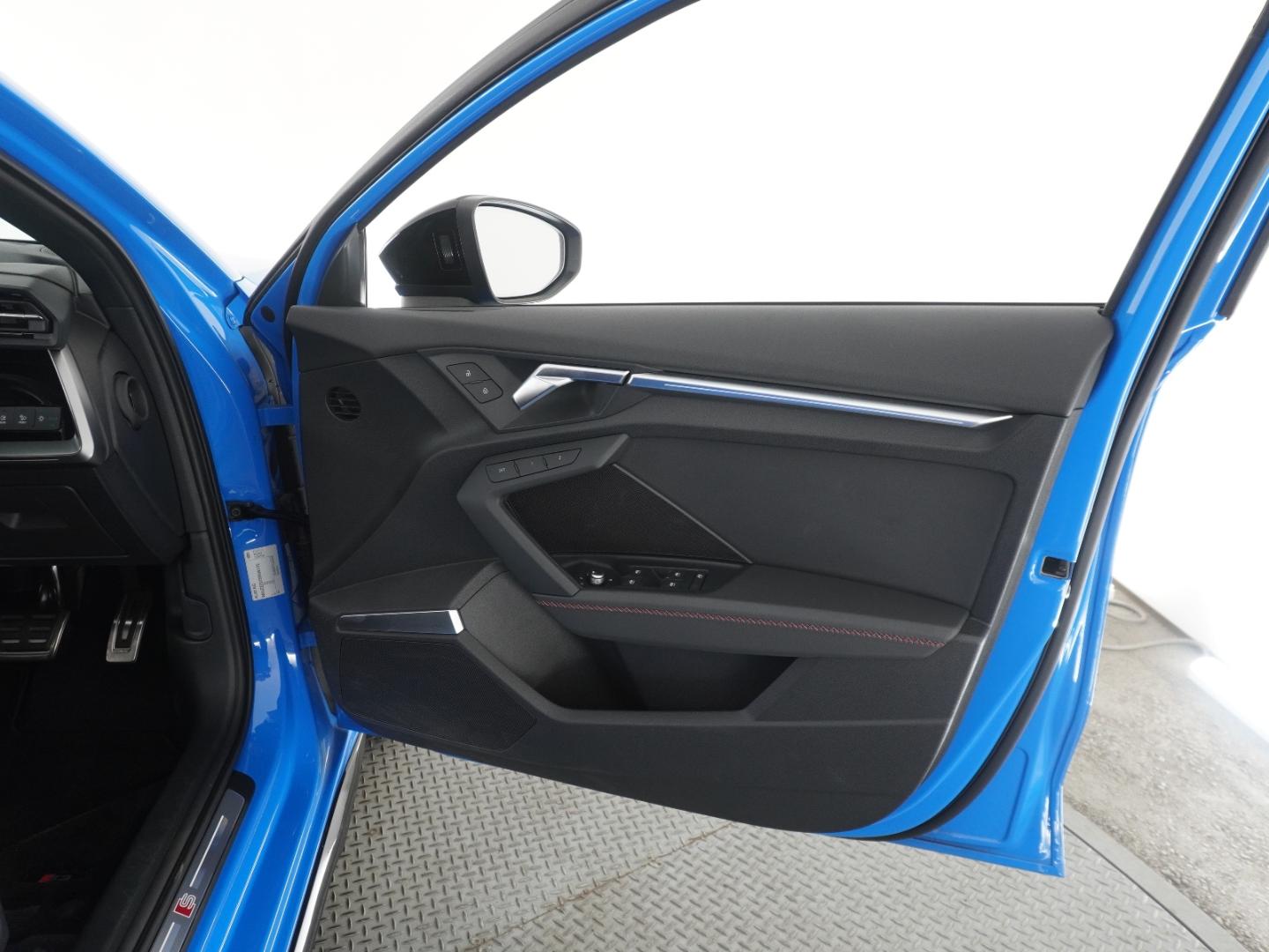 Image about Audi S3 Sportback S3 Sportback TFSI 228(310) kW(PS) S tronic