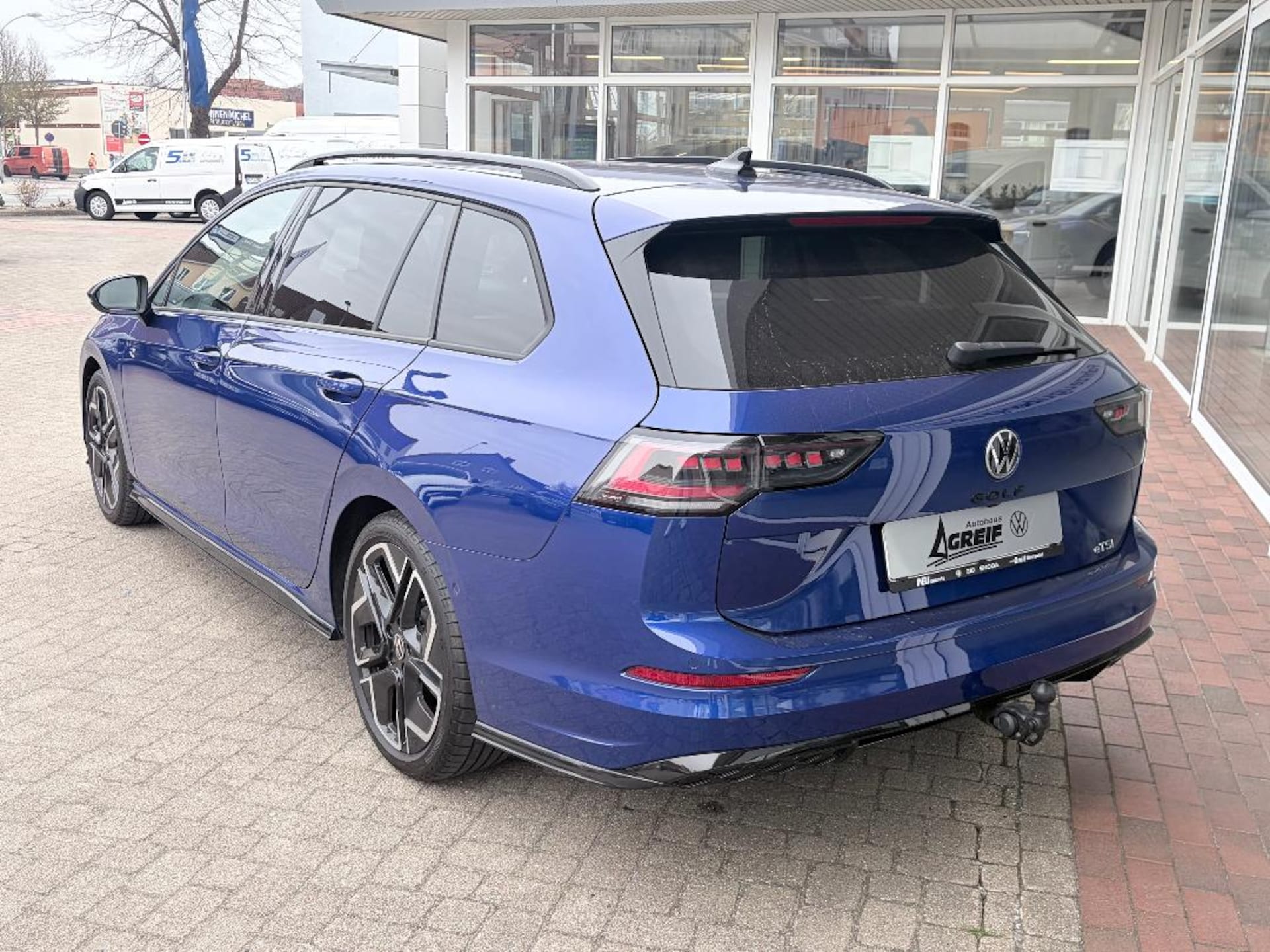 Volkswagen Golf Variant R-Line