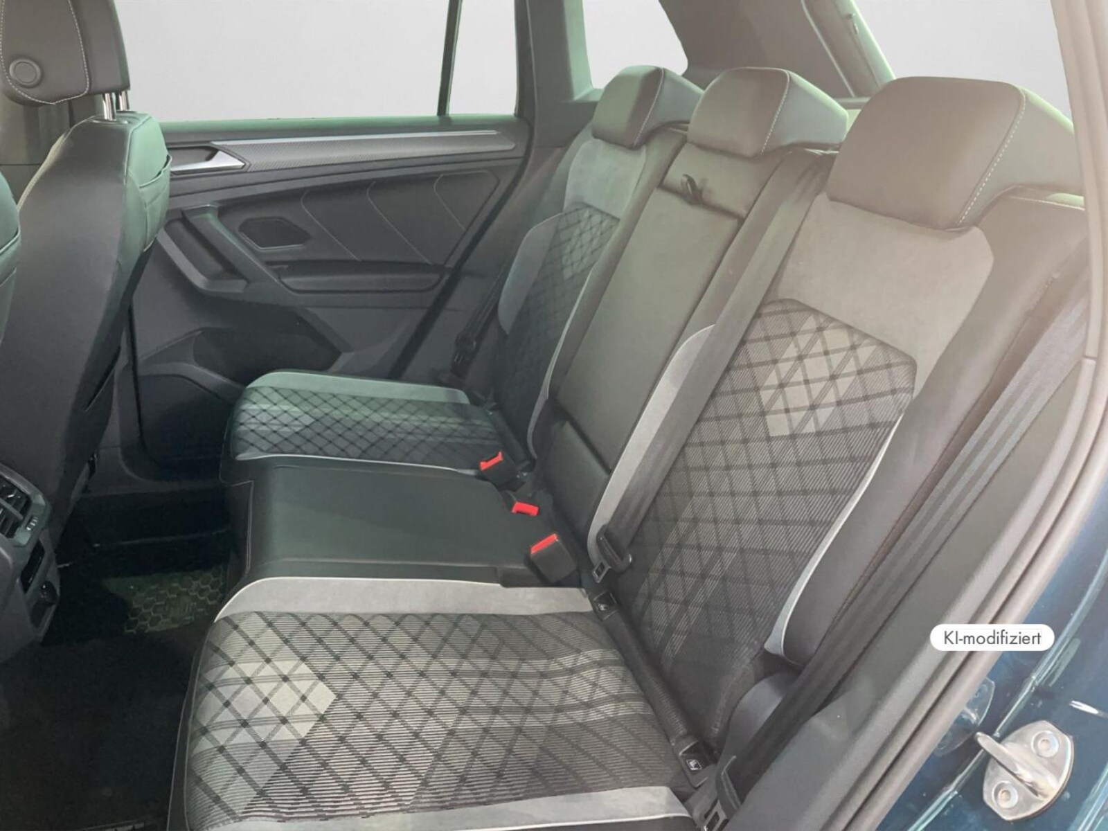 Volkswagen Tiguan – Bild 15