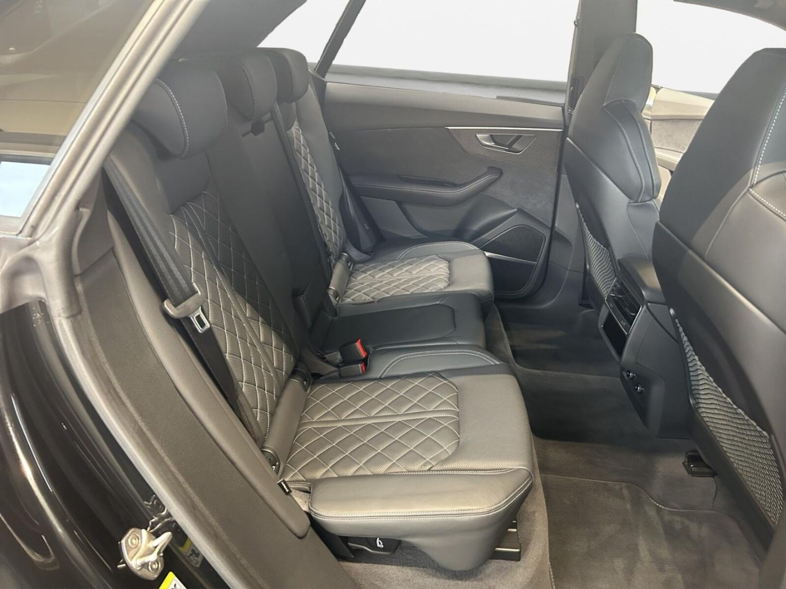 Audi SQ8 – Bild 16