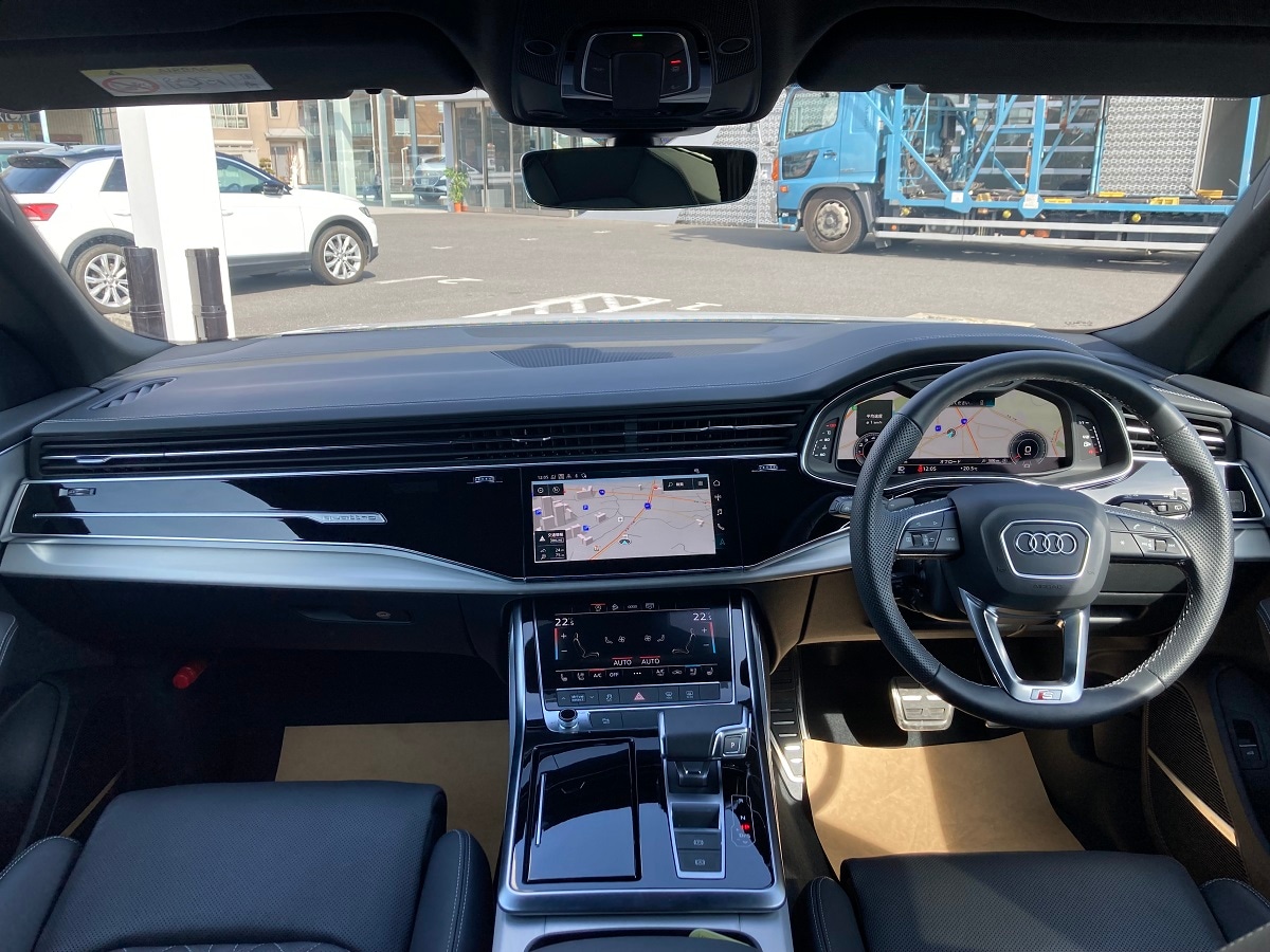 Audi Q8 55 TFSI quattro S line 250(340) kW(PS) tiptronic for more details contact your dealer