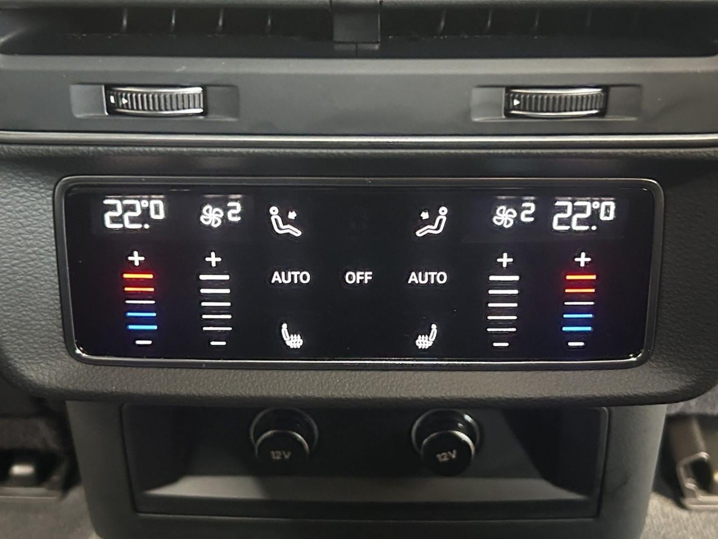 Bild über Audi SQ8 TFSI quattro tiptronic - für weitere Informationen kontaktieren Sie den Audi Partner