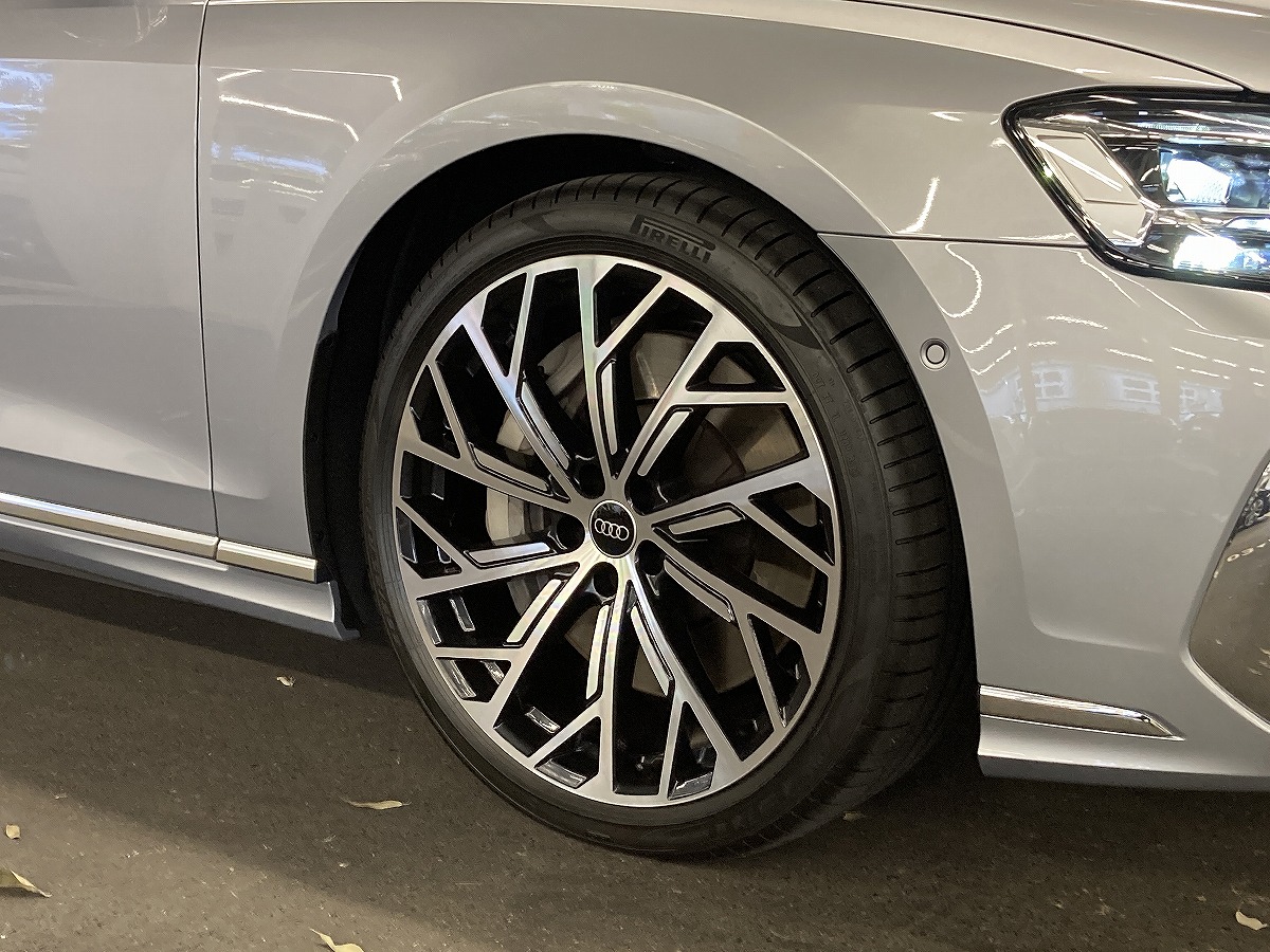 Audi A8 TFSI e 60 TFSI e quattro 340(462) kW(PS) tiptronic for more details contact your dealer