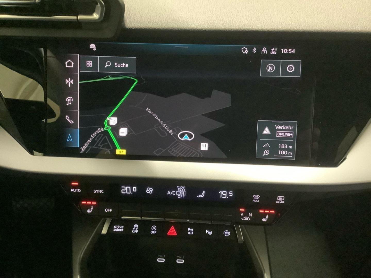 Bild über Audi A3 Sportback TFSI 110 kW S tronic - für weitere Informationen kontaktieren Sie den Audi Partner