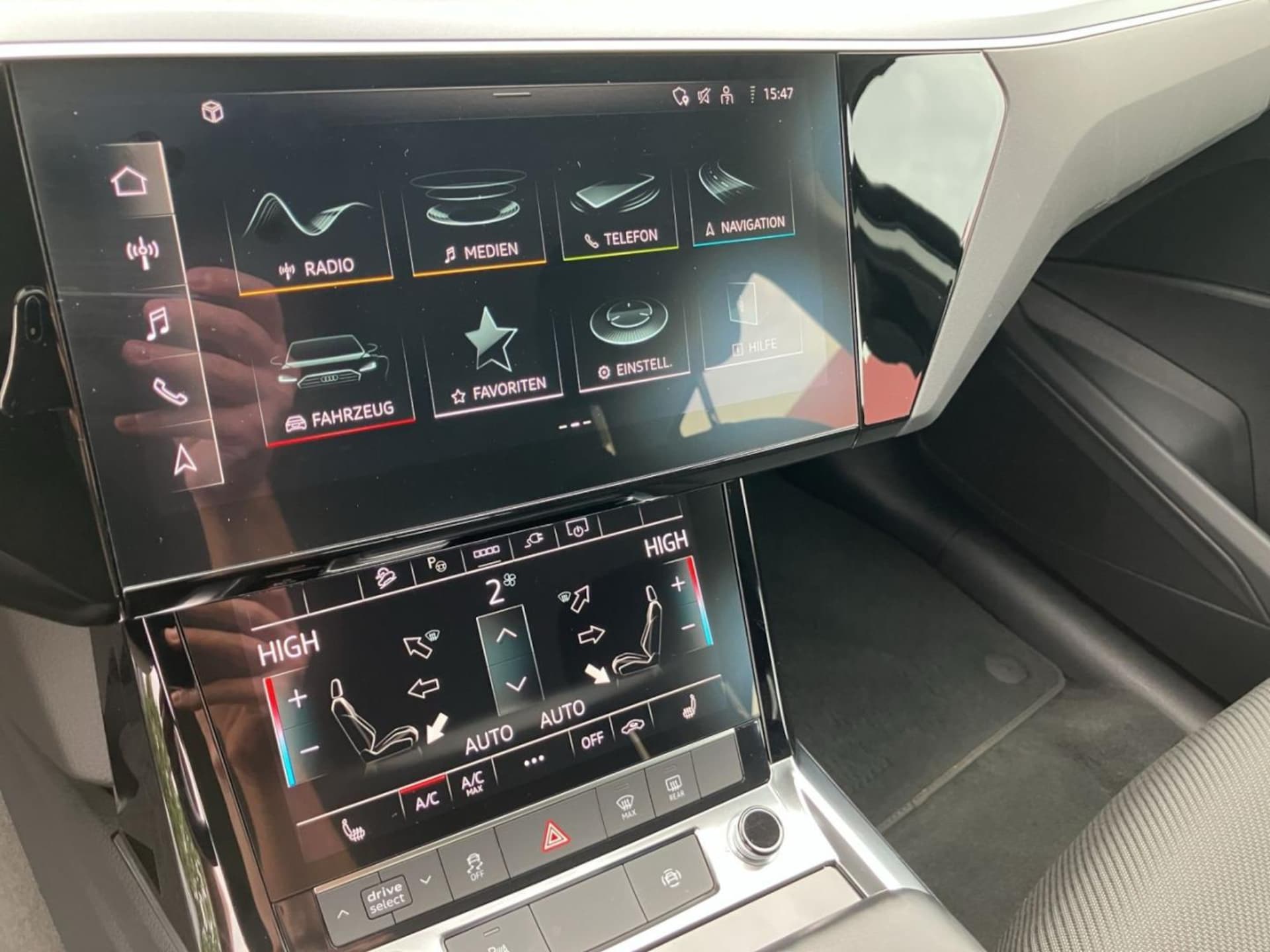 Audi e-tron advanced