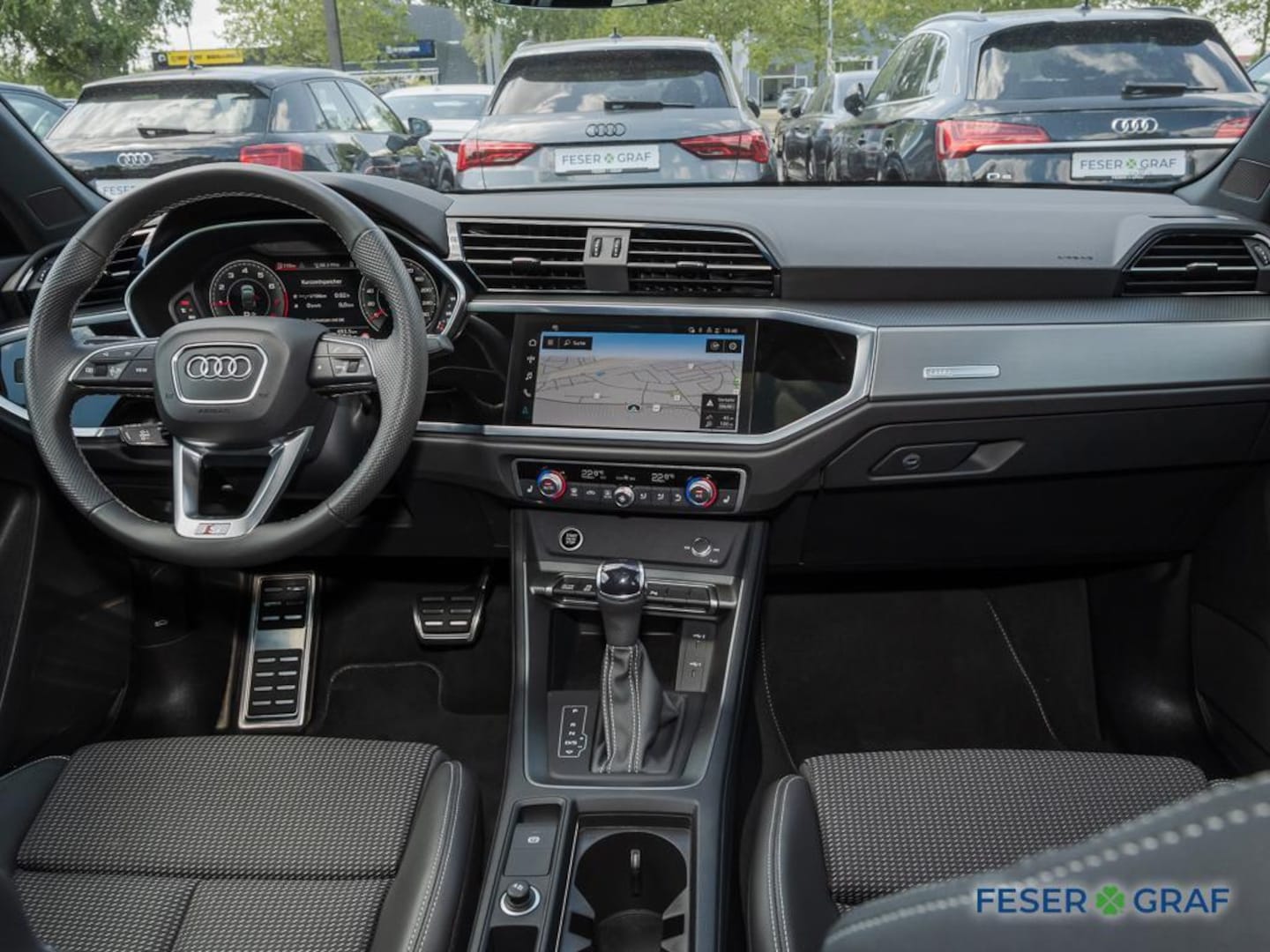 Bild über Audi Q3 Sportback S line 35 TFSI S tronic - für weitere Informationen kontaktieren Sie den Audi Partner