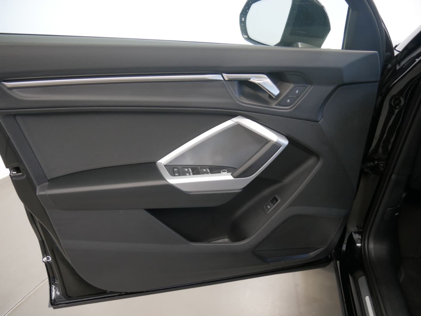 Bild über Audi Q3 TFSI 110 kW S tronic - für weitere Informationen kontaktieren Sie den Audi Partner