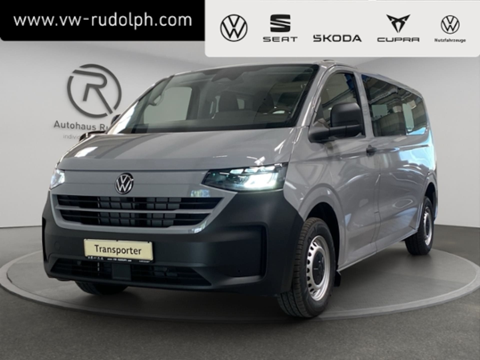Volkswagen Transporter Kombi langer Radstand