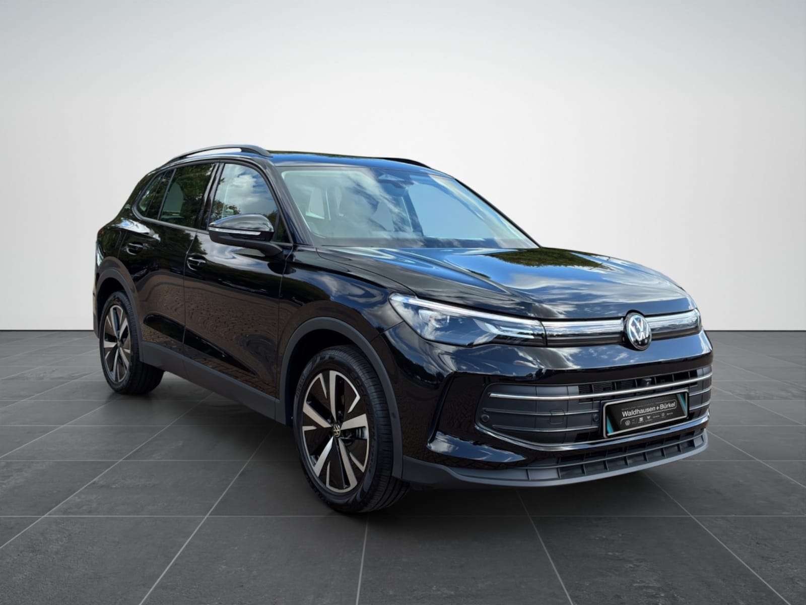 Volkswagen Tiguan – Bild 8