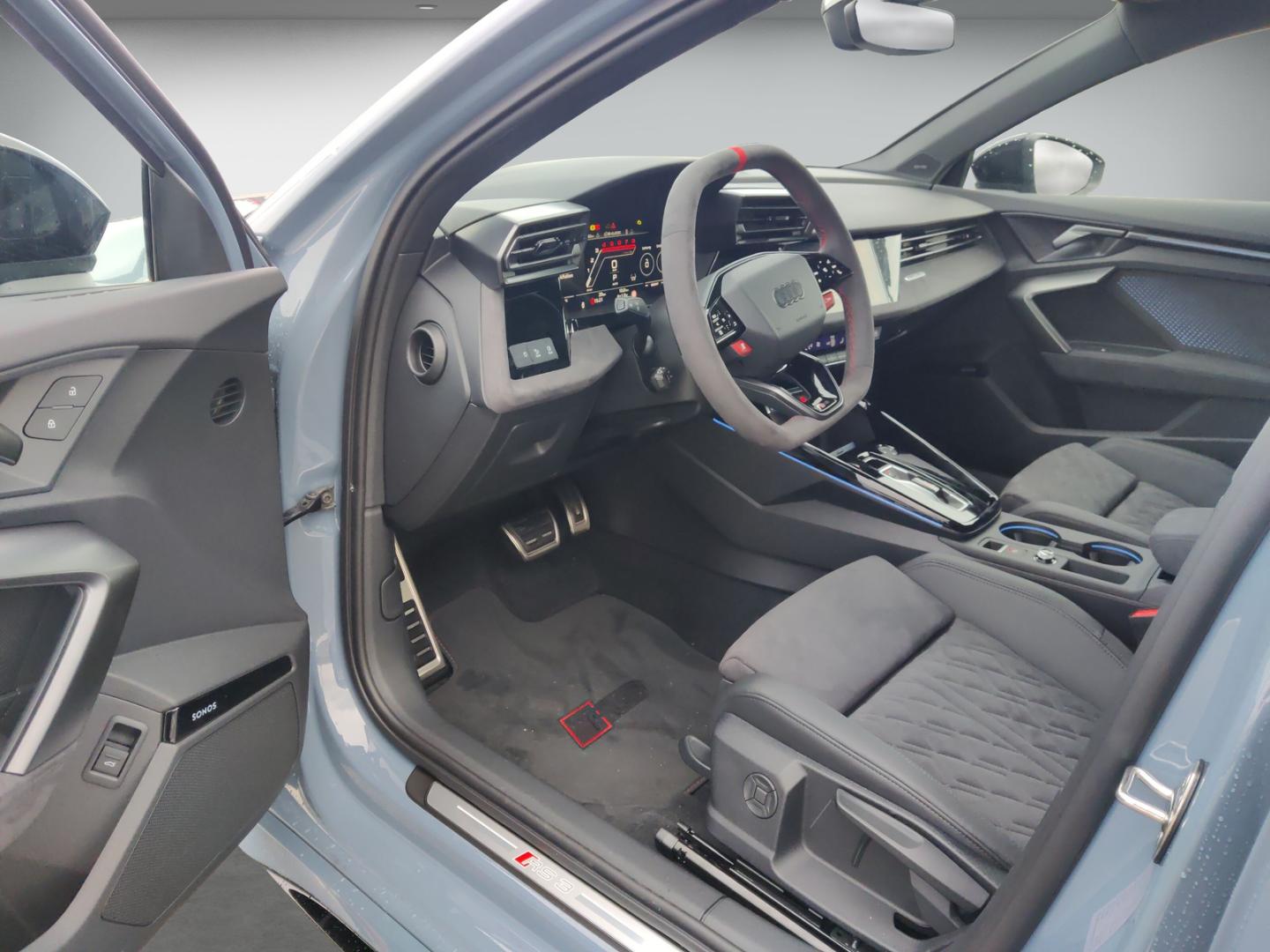 Image about Audi RS 3 Sportback TFSI quattro S tronic