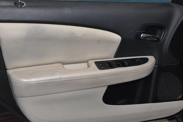 2012 Chrysler 200