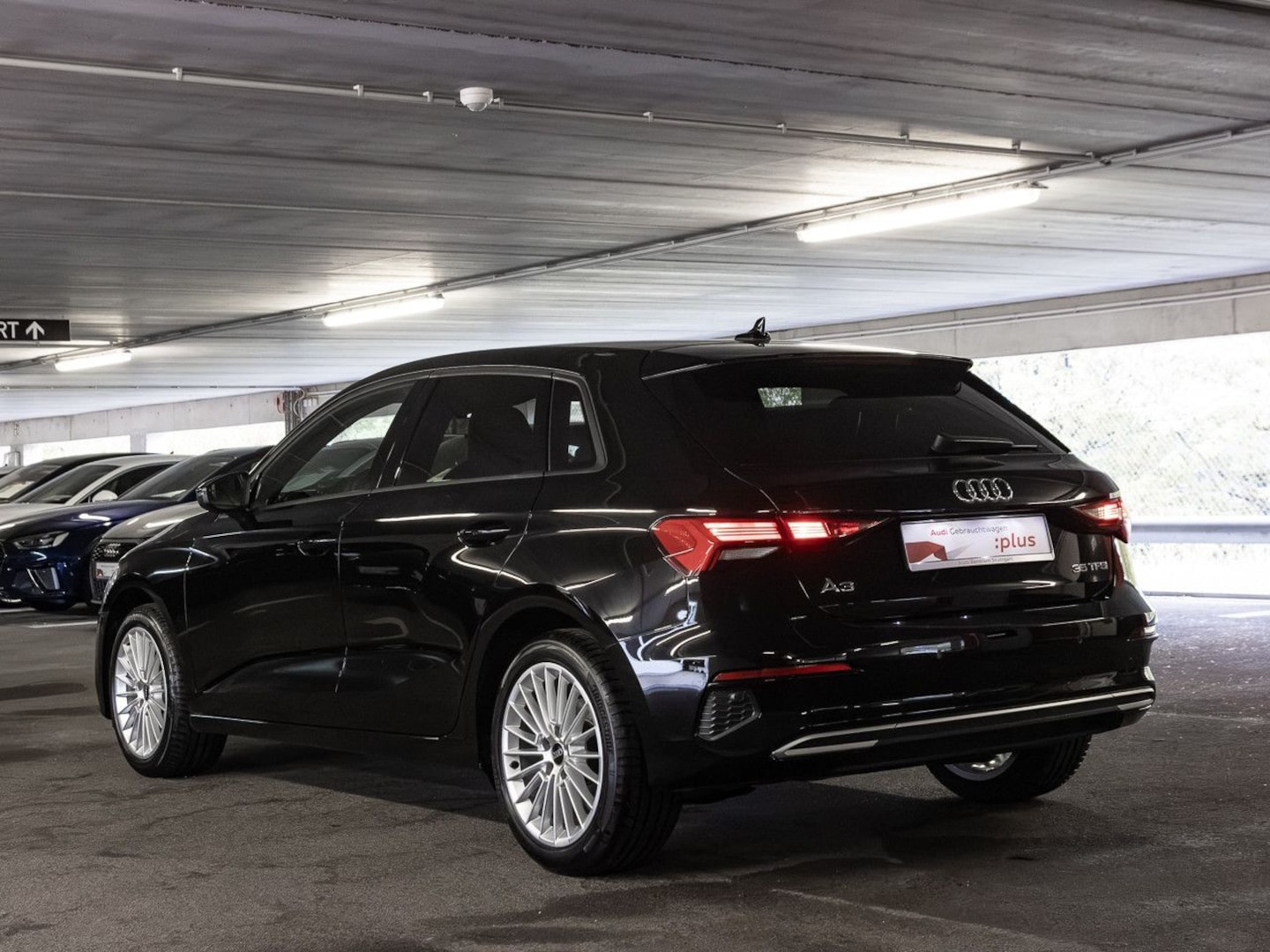 Bild über Audi A3 Sportback advanced 35 TFSI Schaltgetriebe - für weitere Informationen kontaktieren Sie den Audi Partner