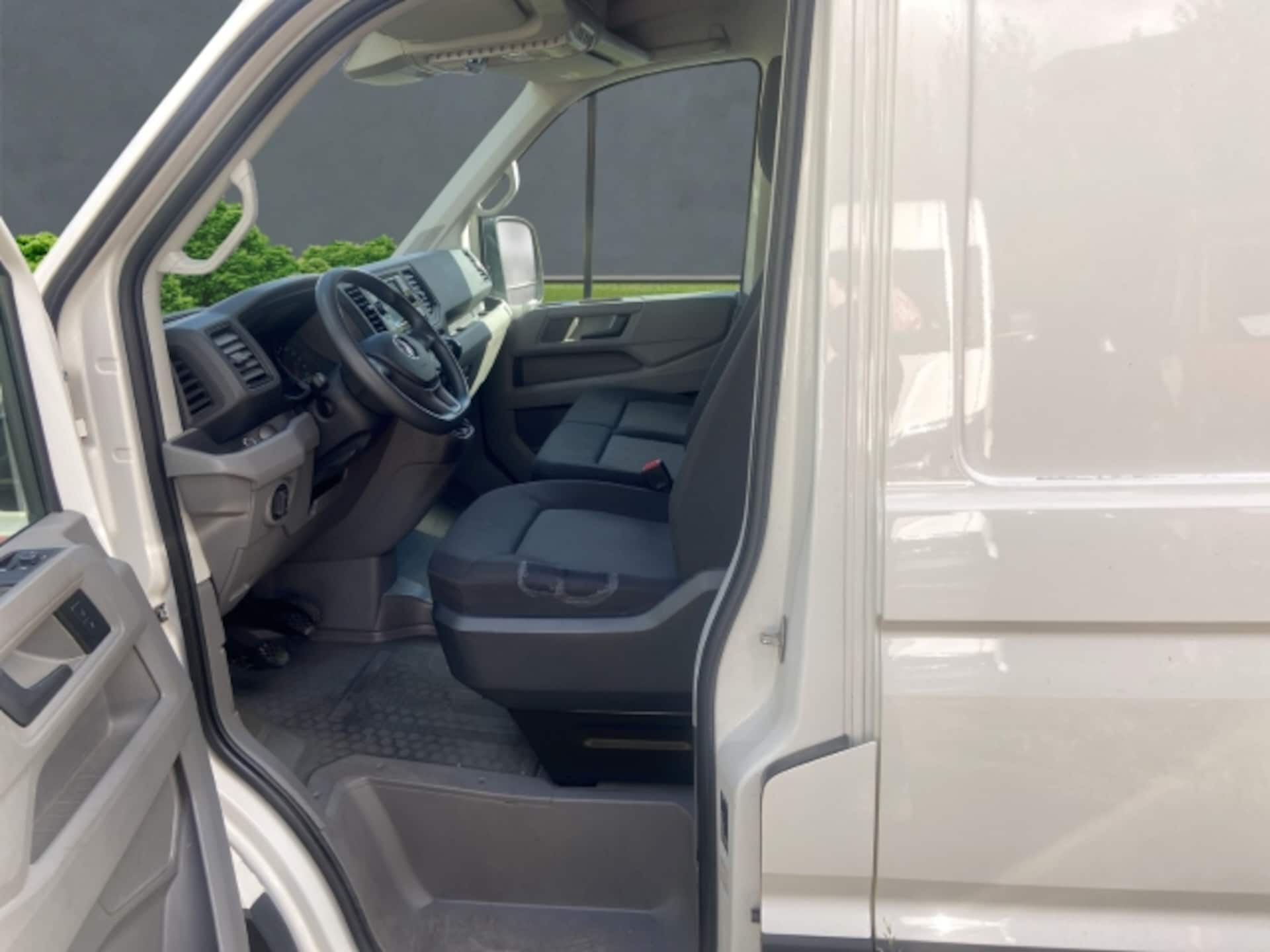 Volkswagen Crafter Kasten langer Radstand