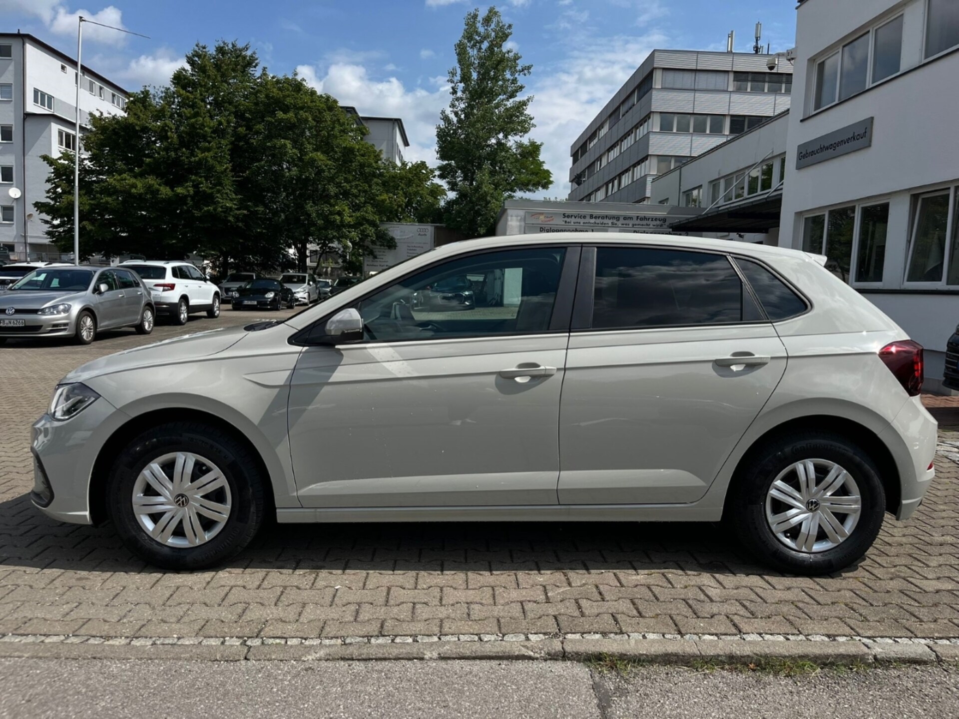 Volkswagen Polo Basis-Modell