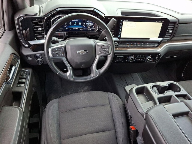 2024 Chevrolet Silverado