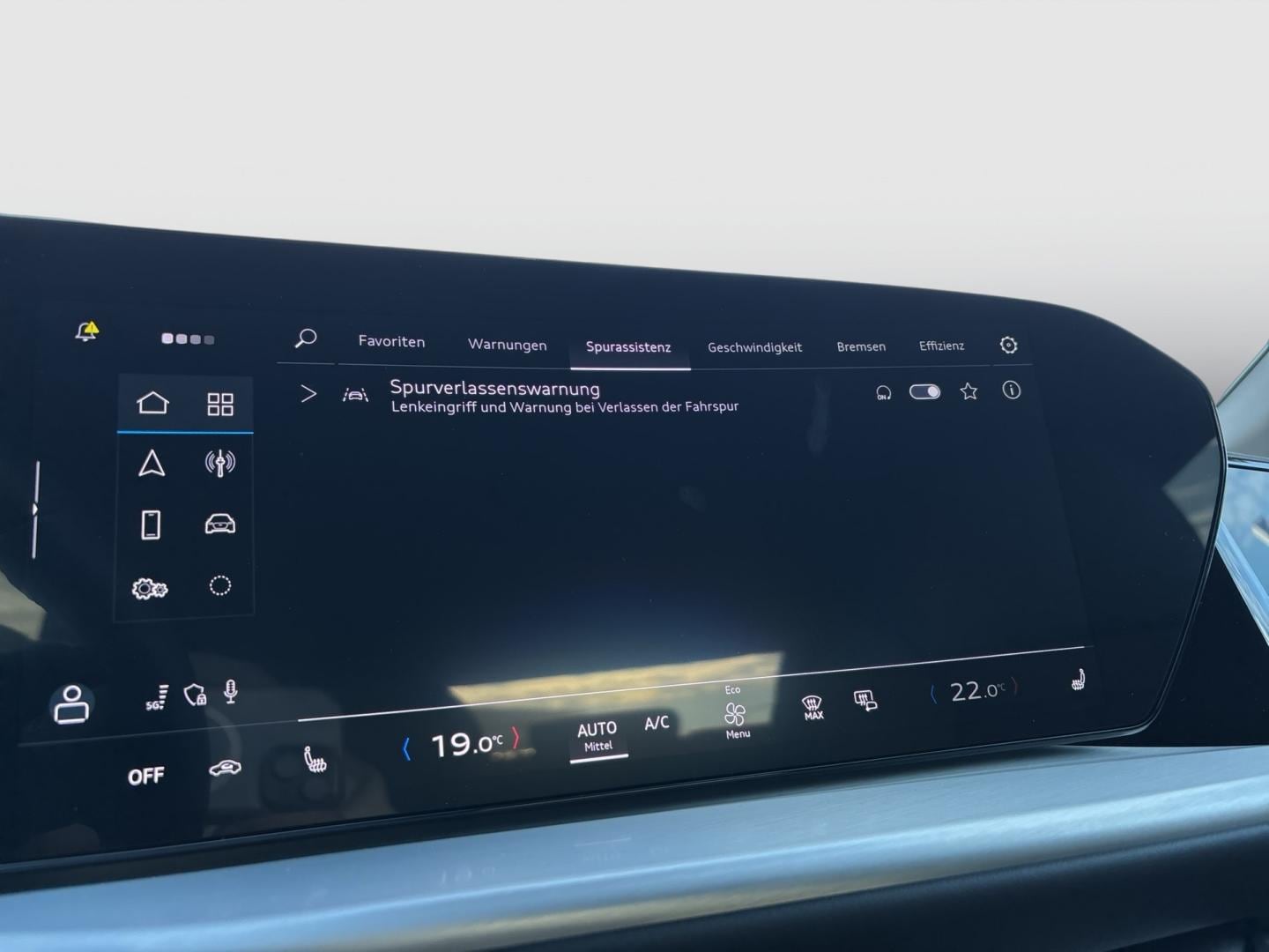 Bild über Audi Q5 Sportback TDI quattro 150 kW S tronic - für weitere Informationen kontaktieren Sie den Audi Partner