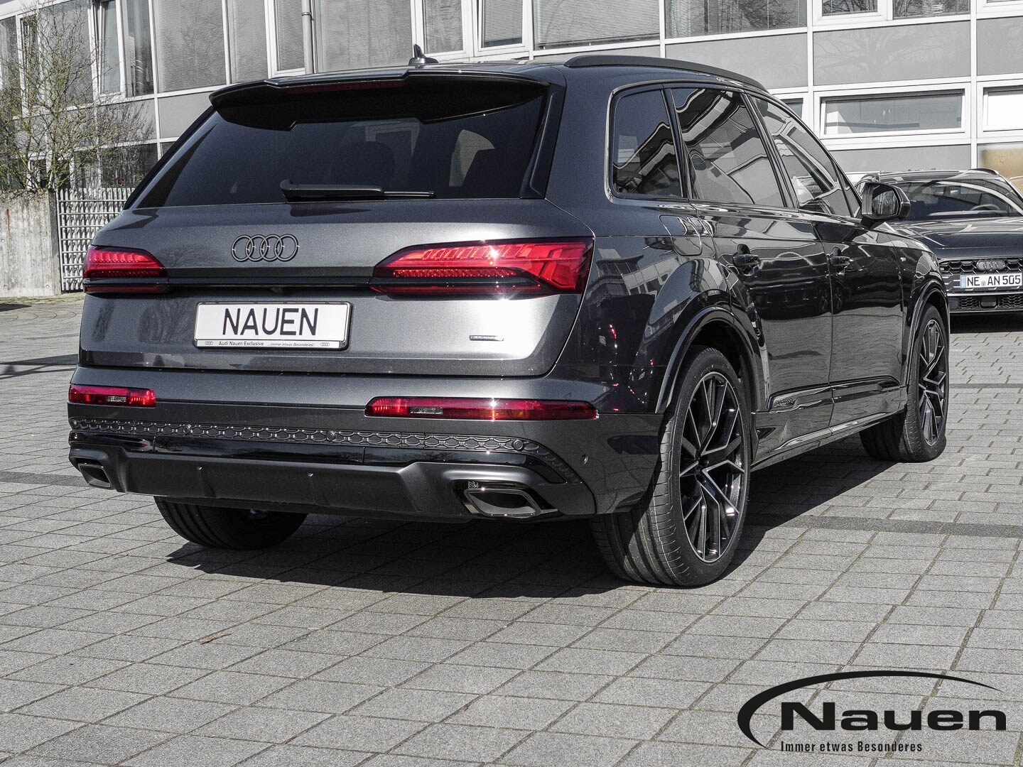 Image about Audi Q7 SUV S line 50 TDI quattro tiptronic