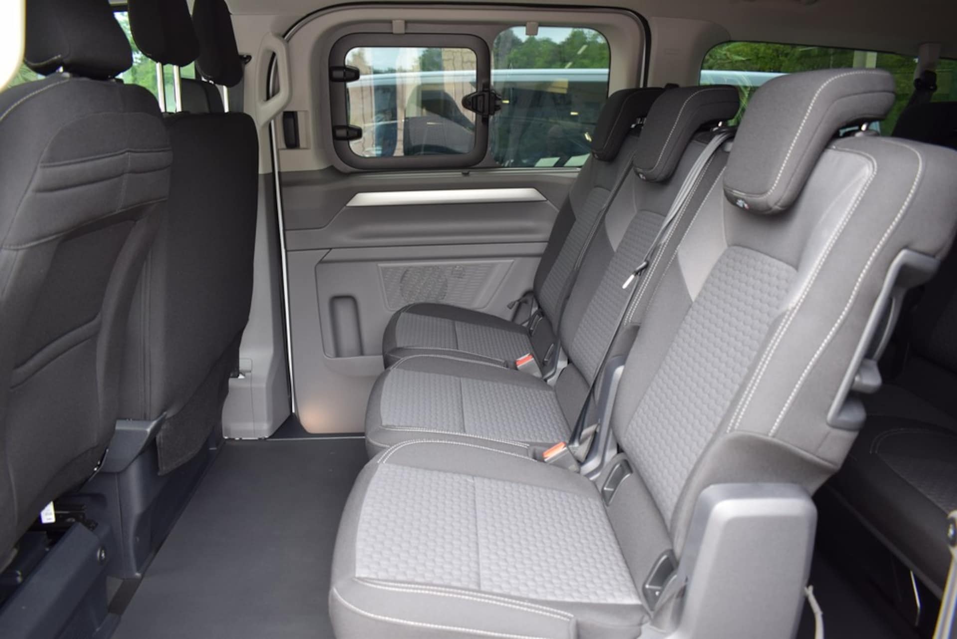 Volkswagen Caravelle langer Radstand Style