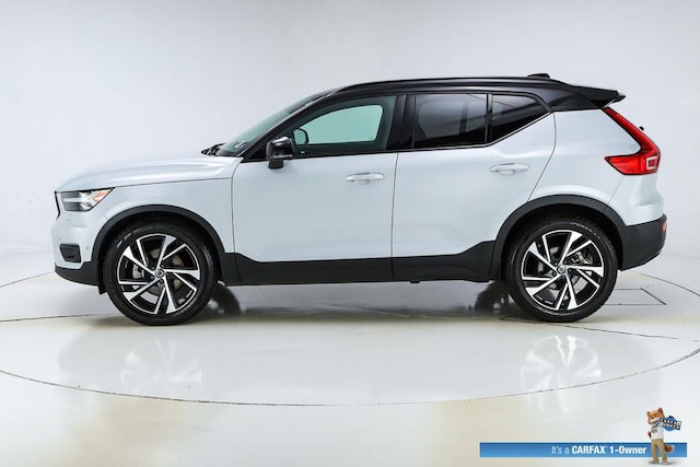 2022 Volvo XC40