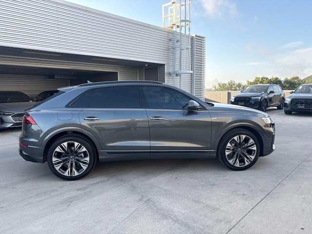2026 Audi Q8
