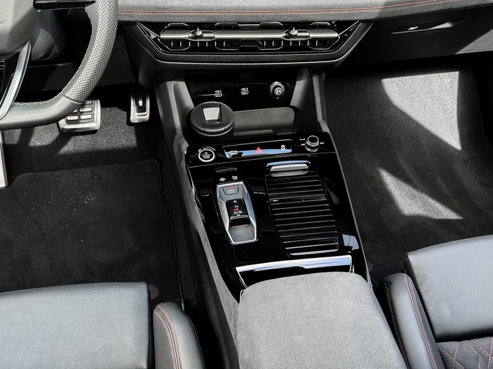 Audi Q6 e-tron – Bild 12