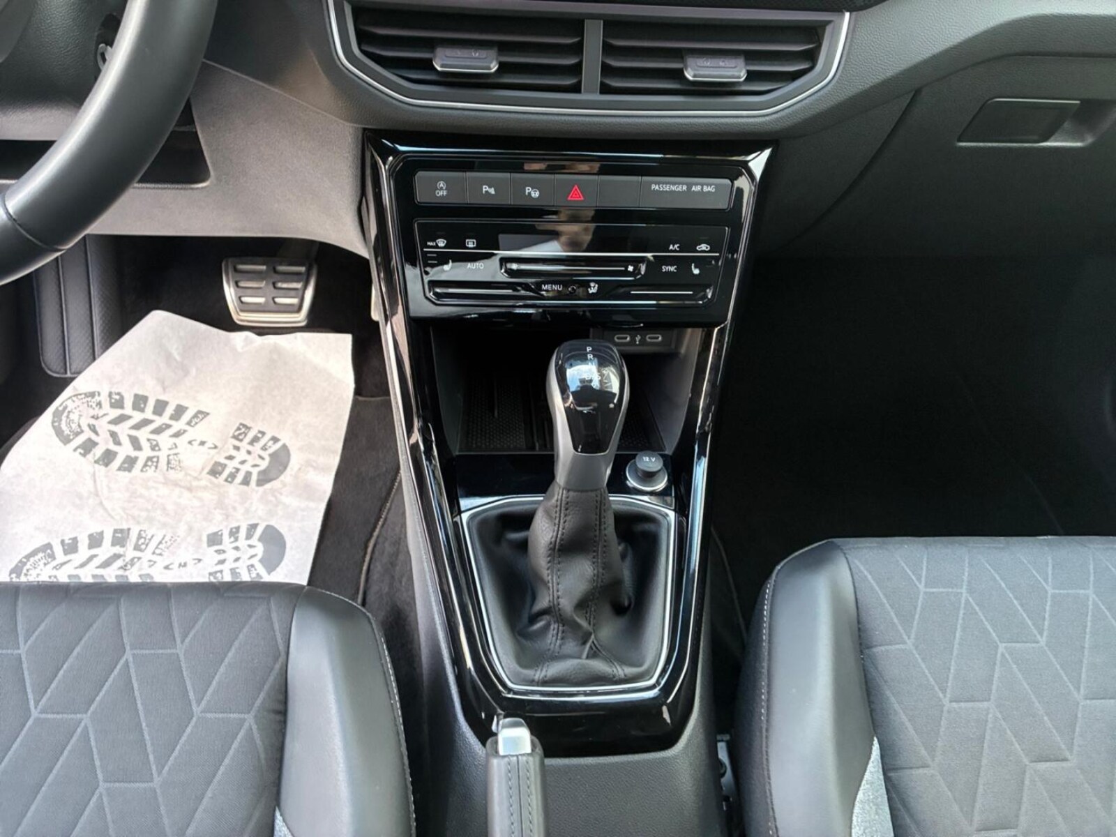 Volkswagen T-Cross – Bild 12