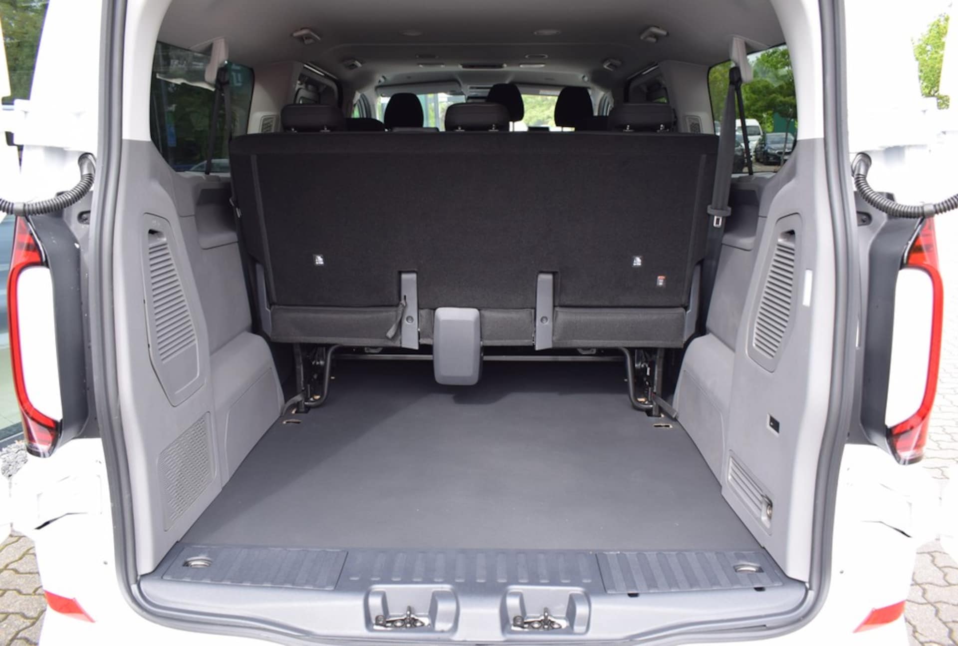 Volkswagen Caravelle langer Radstand Style