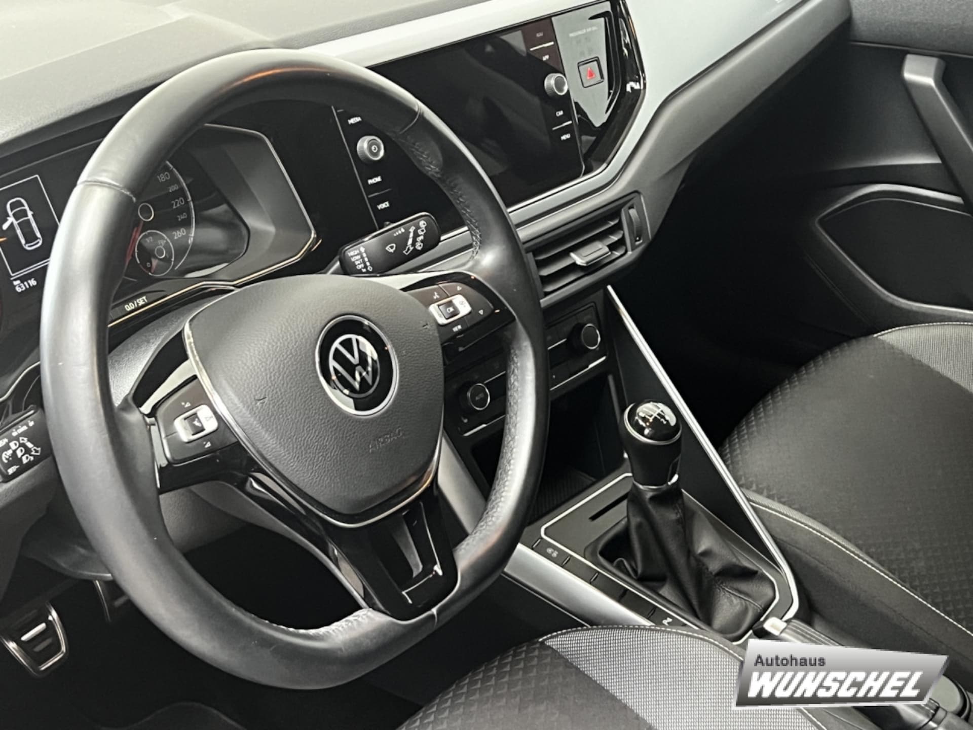 Volkswagen Polo Active
