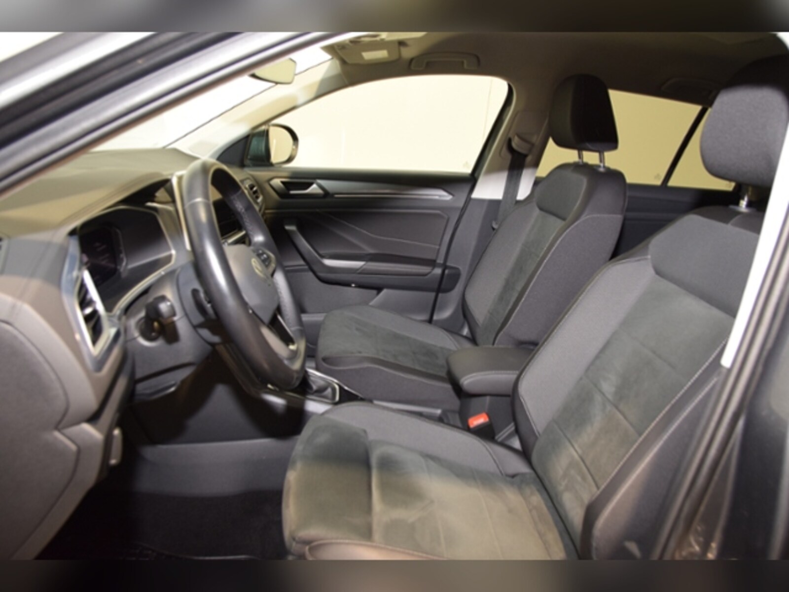 Volkswagen T-Roc – Bild 10