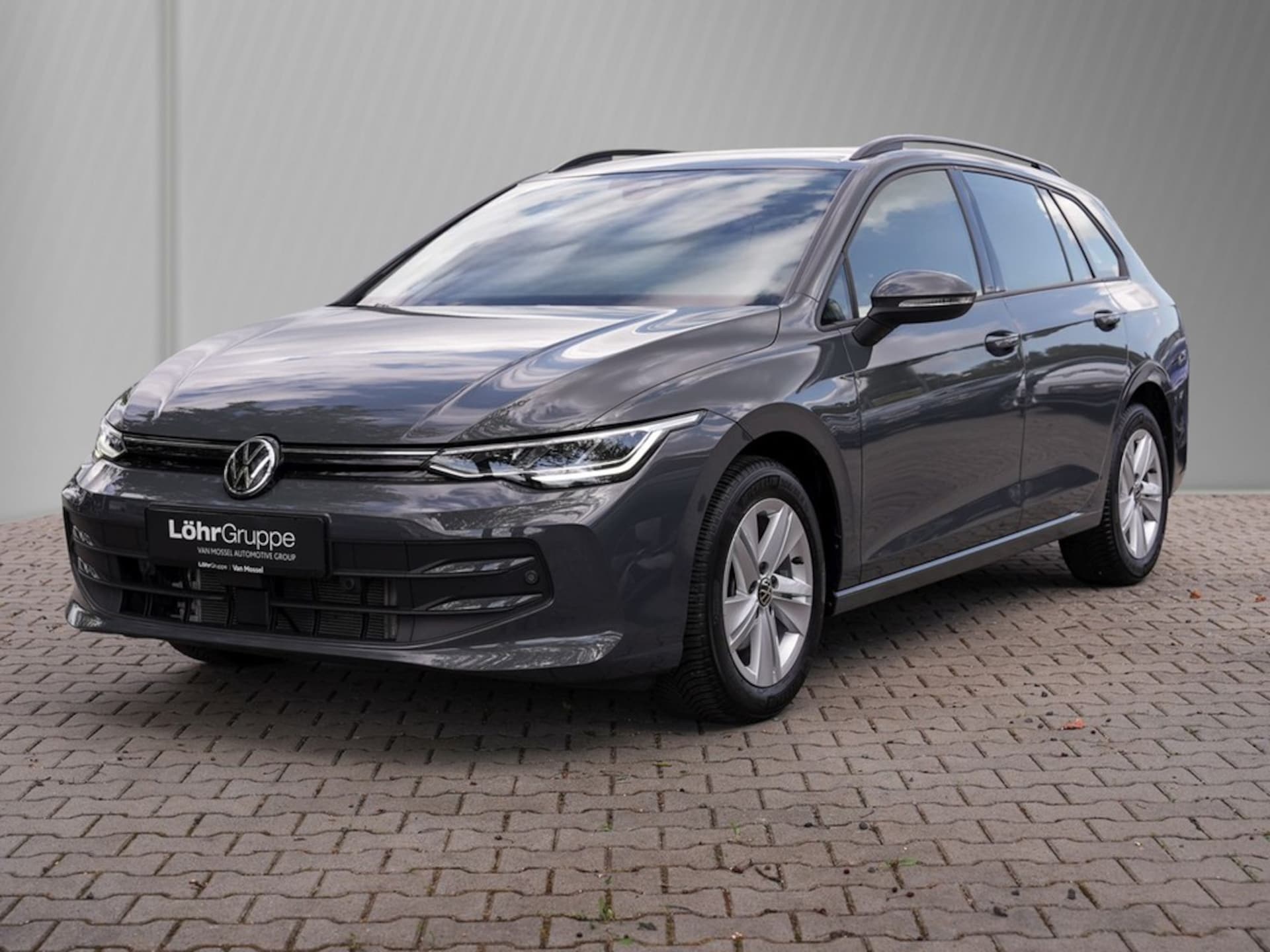 Volkswagen Golf Variant — Volkswagen Golf Variant Golf Variant 1.5 eTSI Life *LED*AHK*Navi*IDA*Ap...