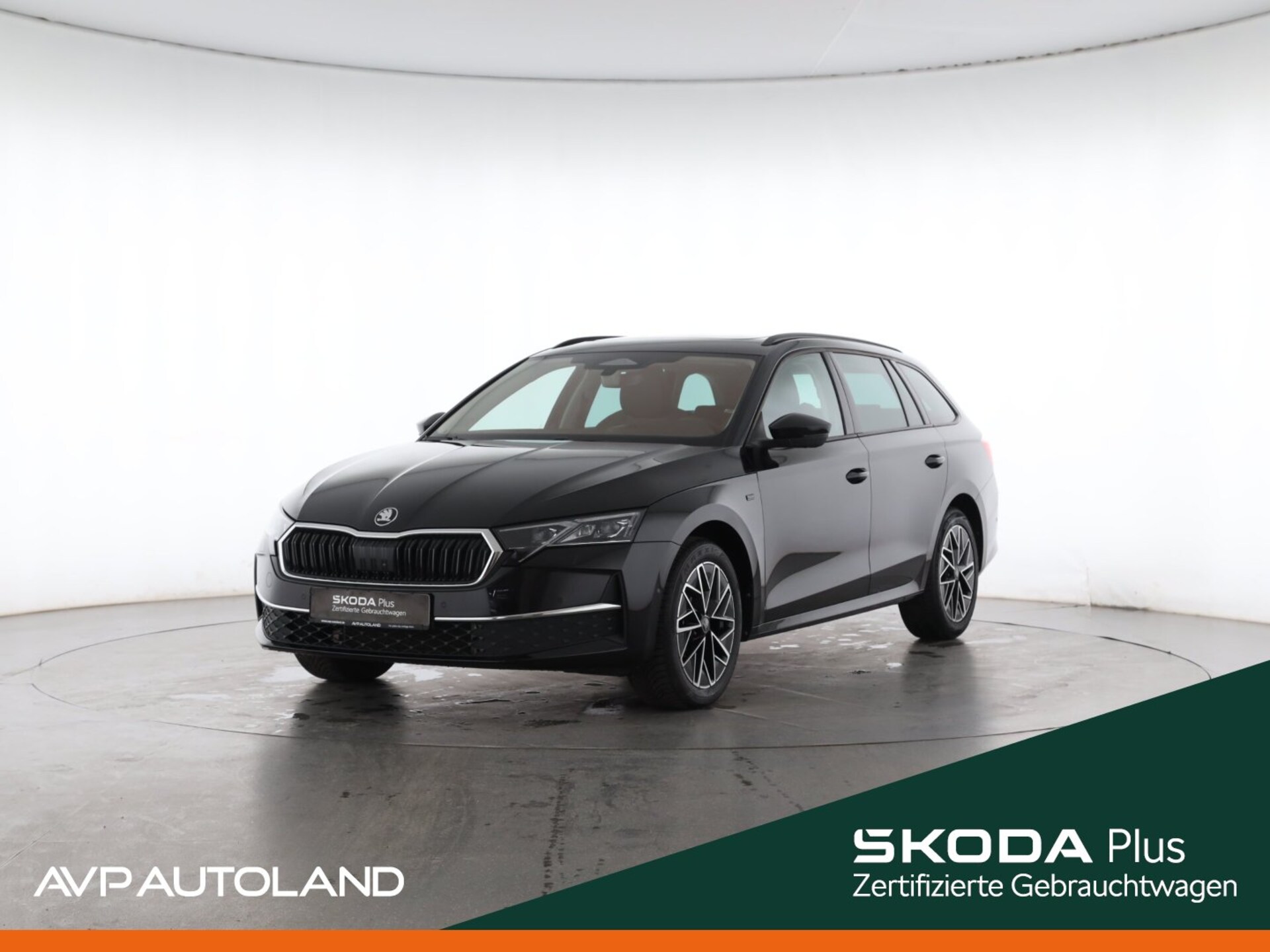 Skoda Octavia Combi — Skoda Octavia Combi 2.0 TDI DSG | PANO NAVI