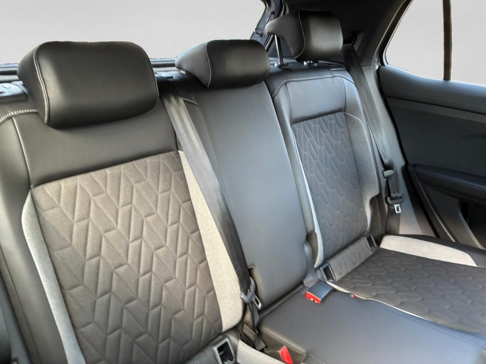 Volkswagen T-Cross – Bild 17