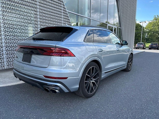 2023 Audi SQ8