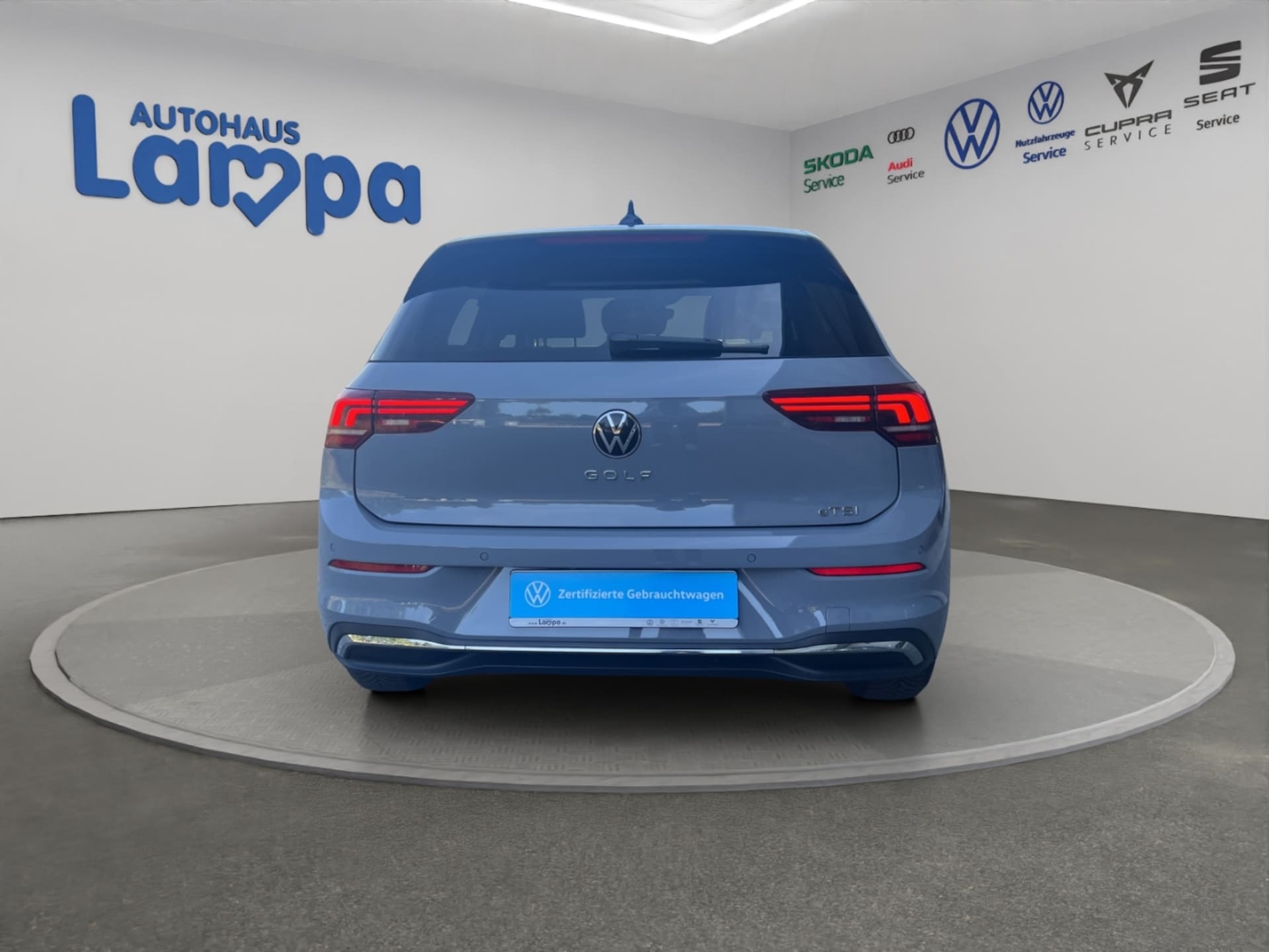 Volkswagen Golf Life