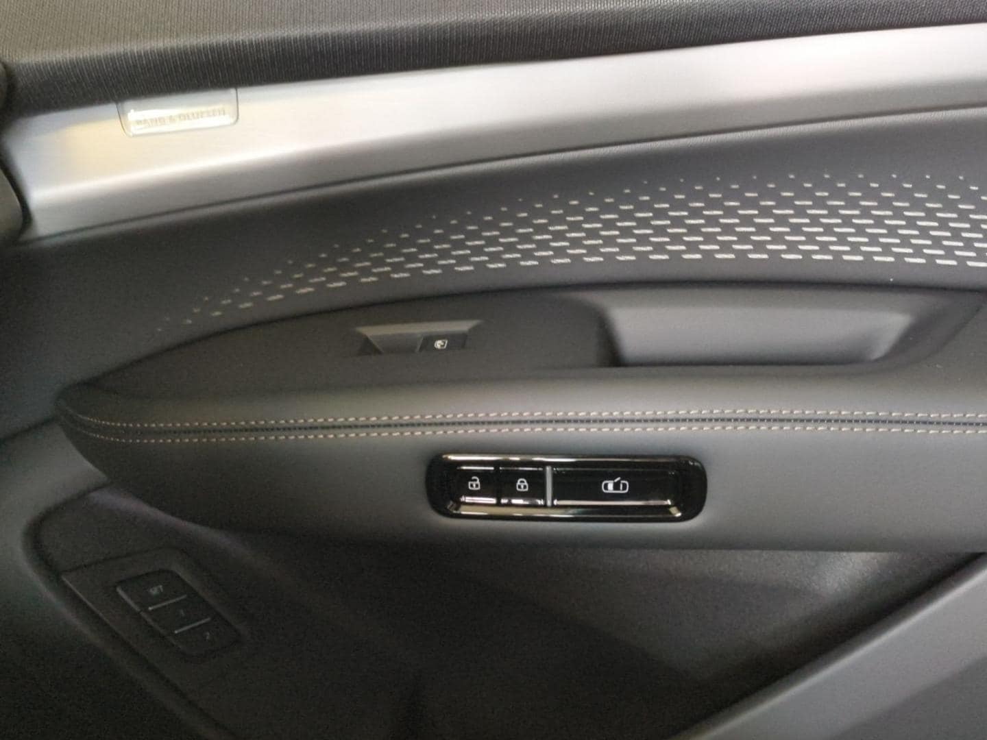 Bild über Audi Q7 SUV TDI quattro 220 kW tiptronic - für weitere Informationen kontaktieren Sie den Audi Partner