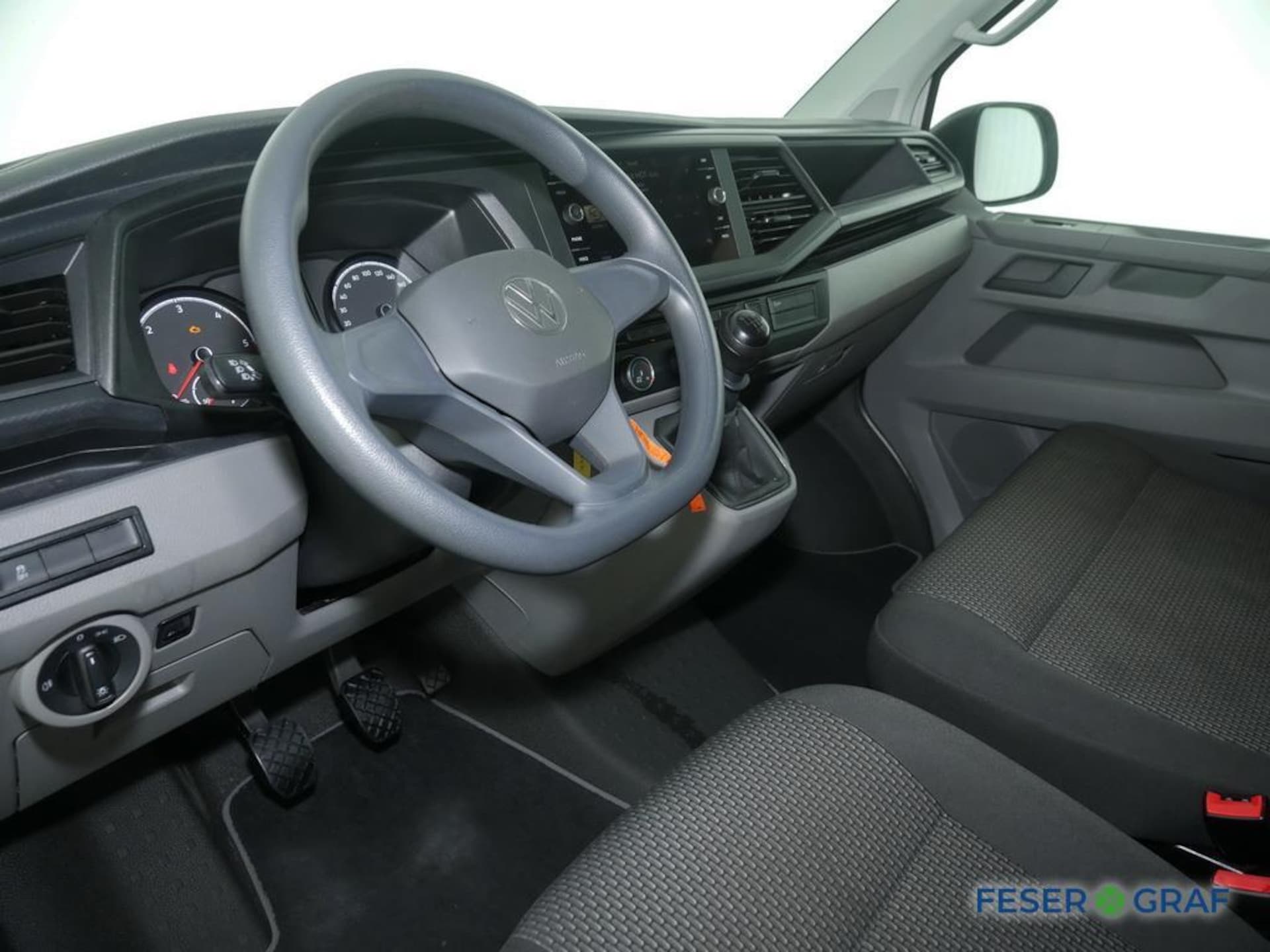 Volkswagen T6.1 Transporter Kombi kurzer Radstand
