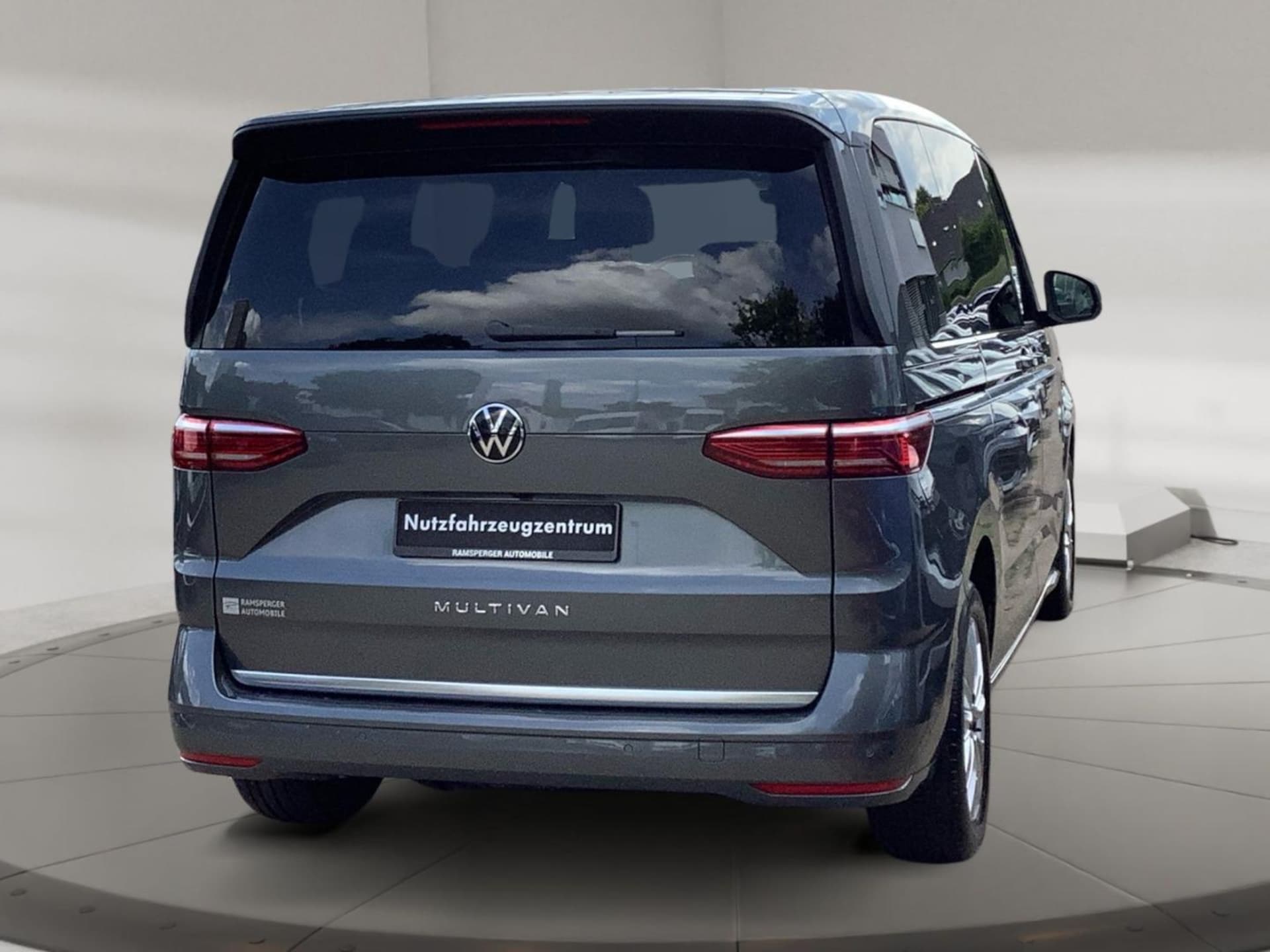 Volkswagen Multivan Style