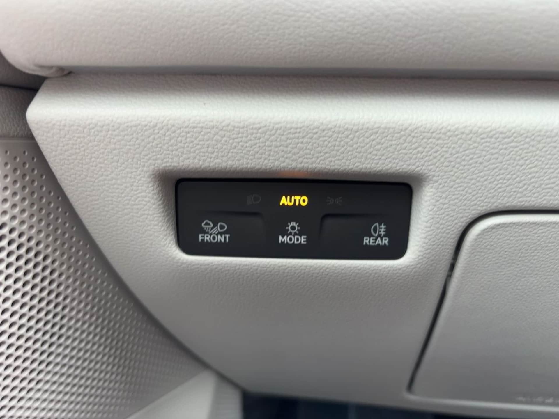 Volkswagen Passat Elegance