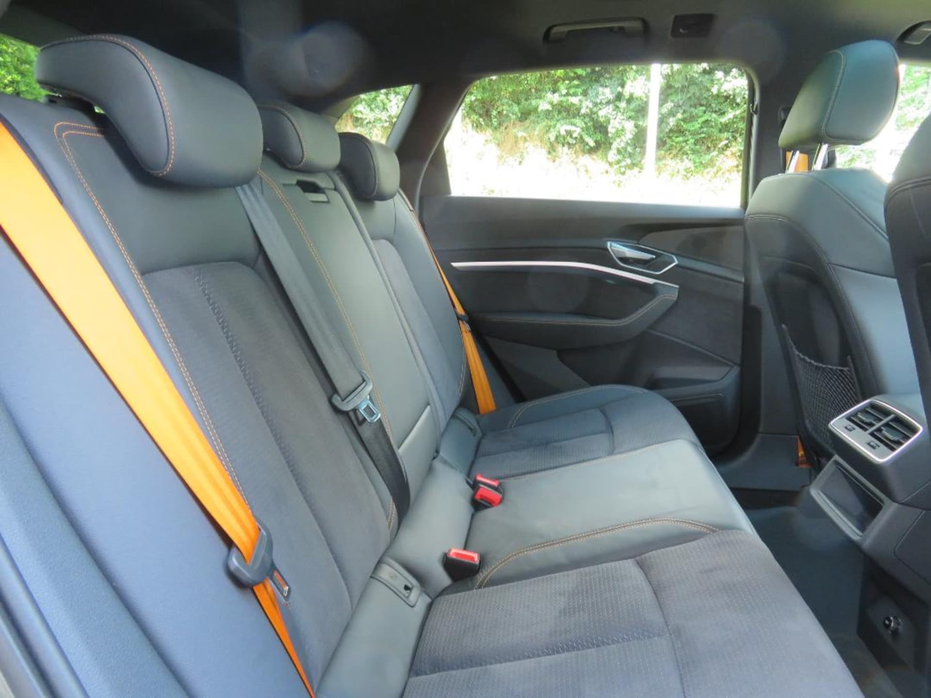 Audi e-tron S line
