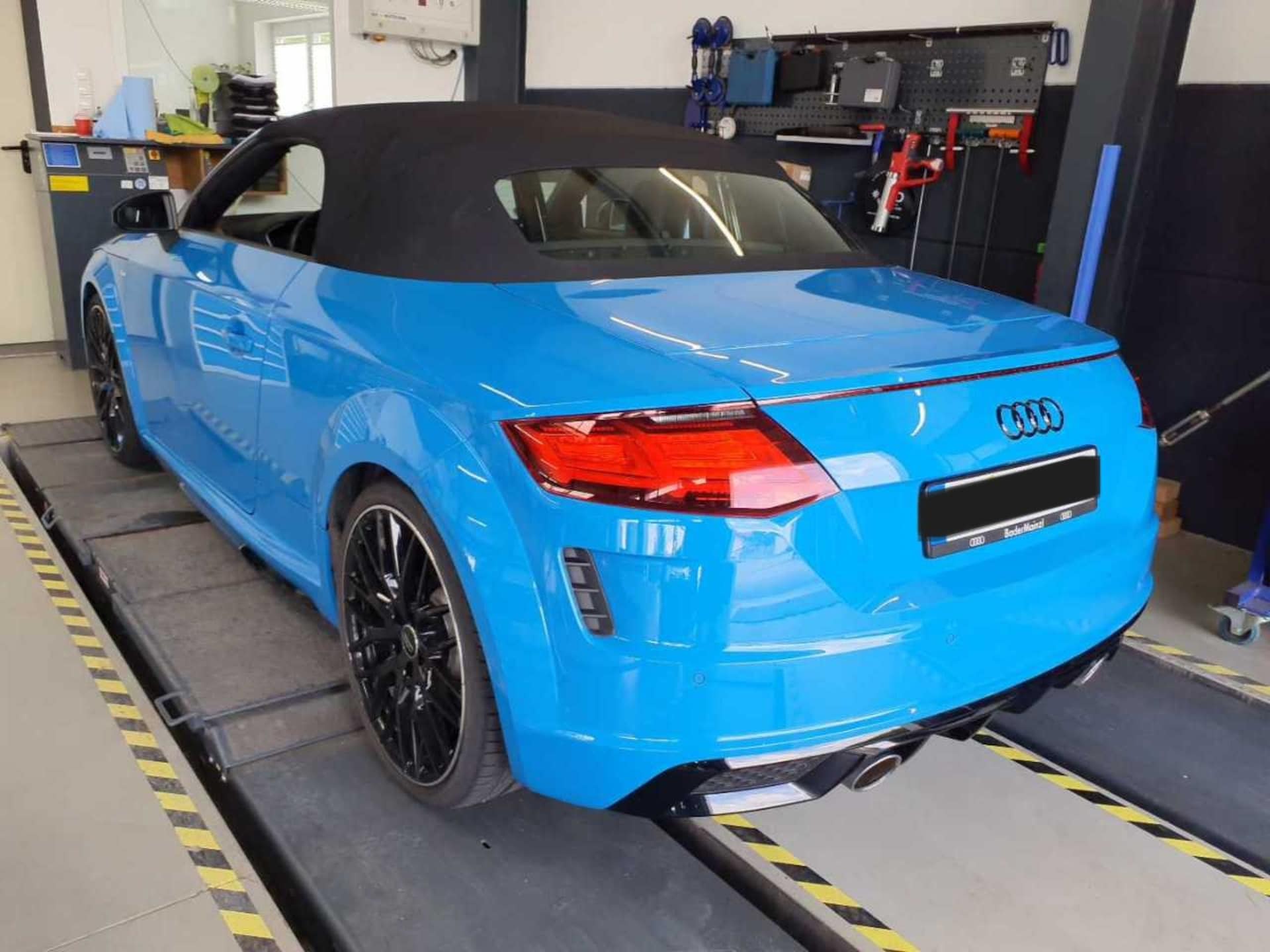 Audi TT Roadster