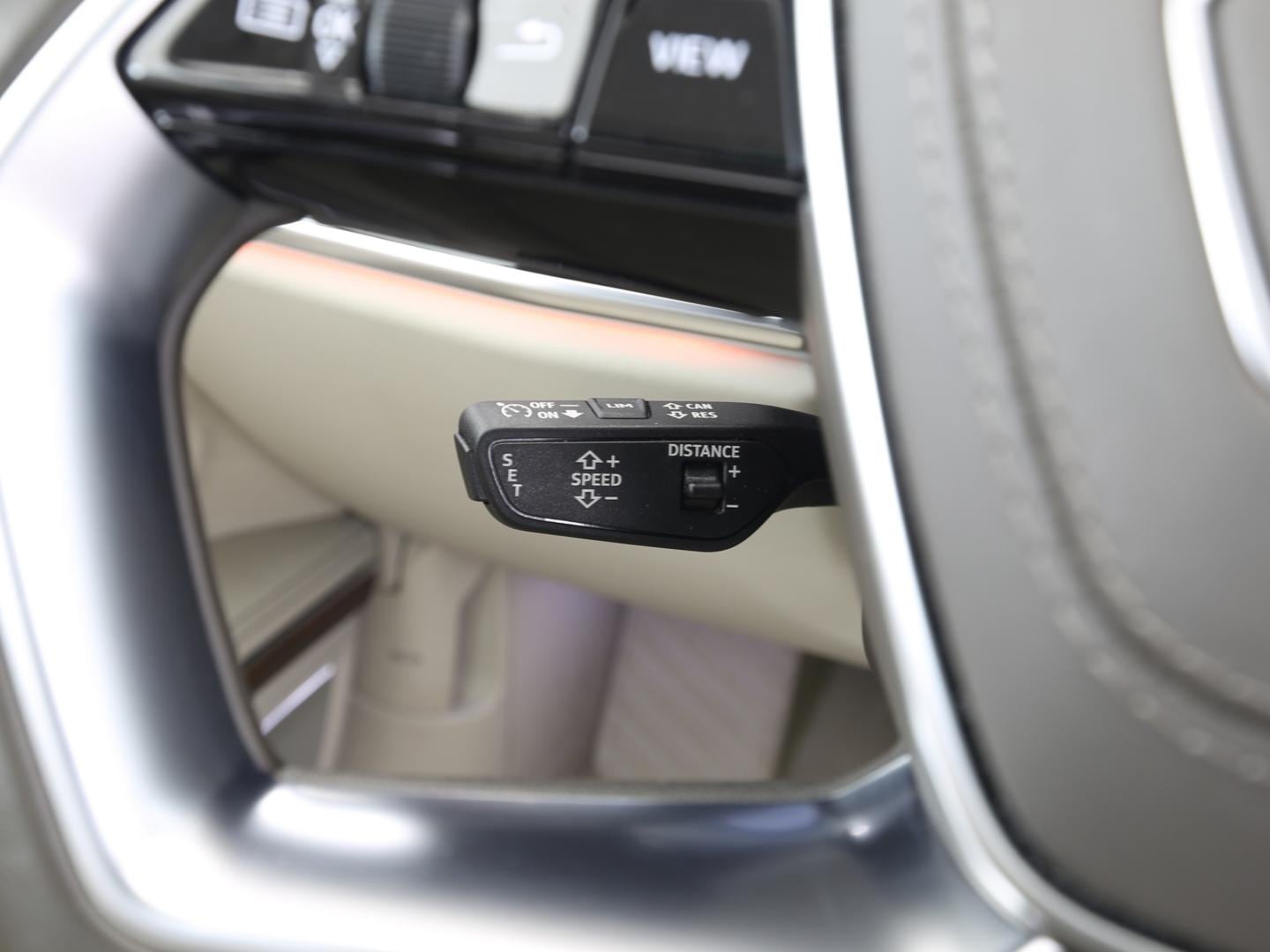 Bild über Audi A8 50 TDI quattro tiptronic - für weitere Informationen kontaktieren Sie den Audi Partner