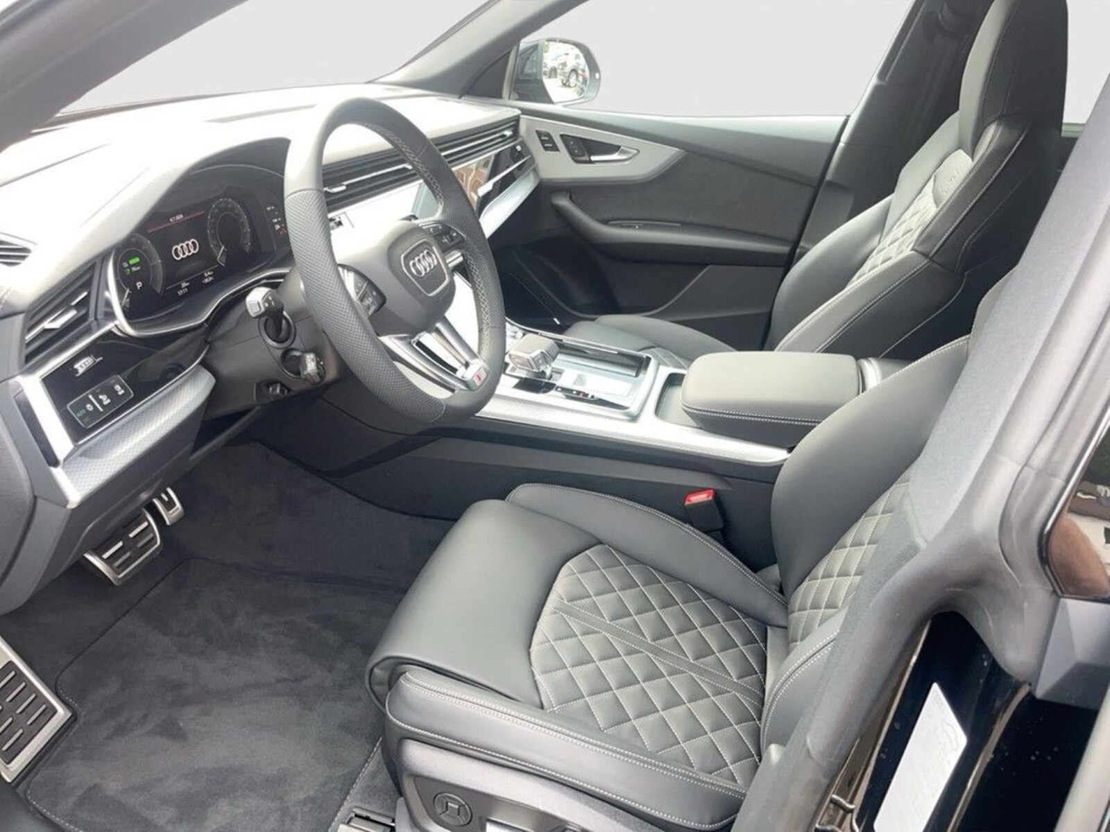 Audi Q8 – Bild 12