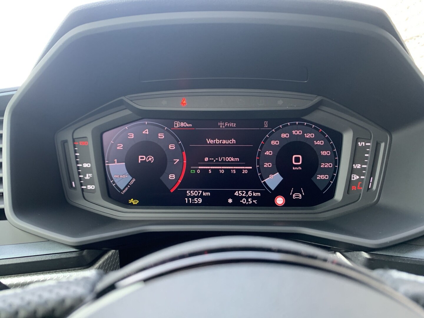 Bild über Audi A1 Sportback S line 35 TFSI S tronic - für weitere Informationen kontaktieren Sie den Audi Partner